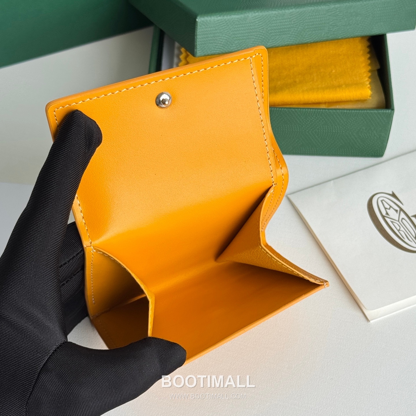 Goyard Marigny Goyardine Canvas Calfskin Coin Wallet with Snap Closure 고야드 마리니 고야르딘 캔버스 카프스킨 코인 지갑 스냅클로저 3312 10cm 8