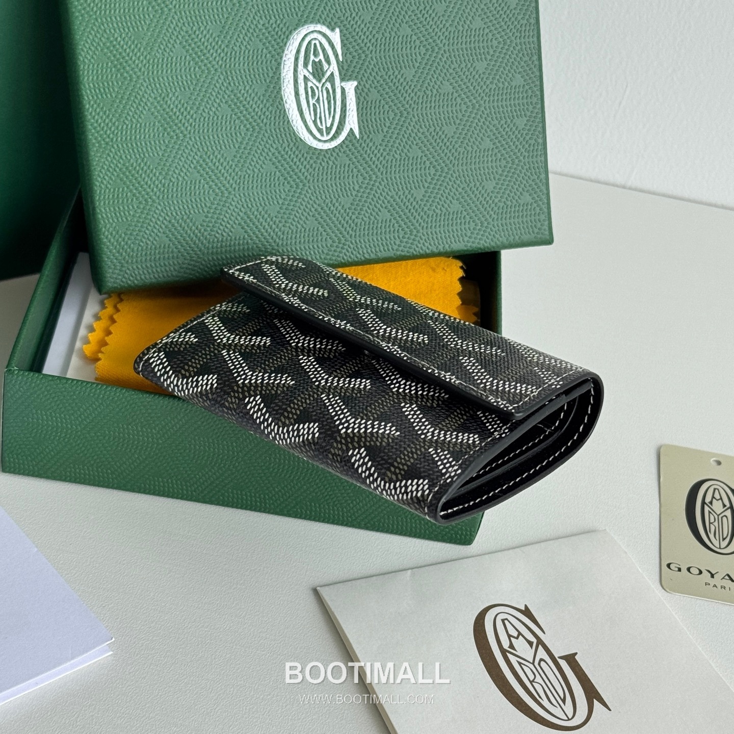 Goyard Marigny Goyardine Canvas Calfskin Coin Wallet with Snap Closure 고야드 마리니 고야르딘 캔버스 카프스킨 코인 지갑 스냅클로저 3312 10cm 4