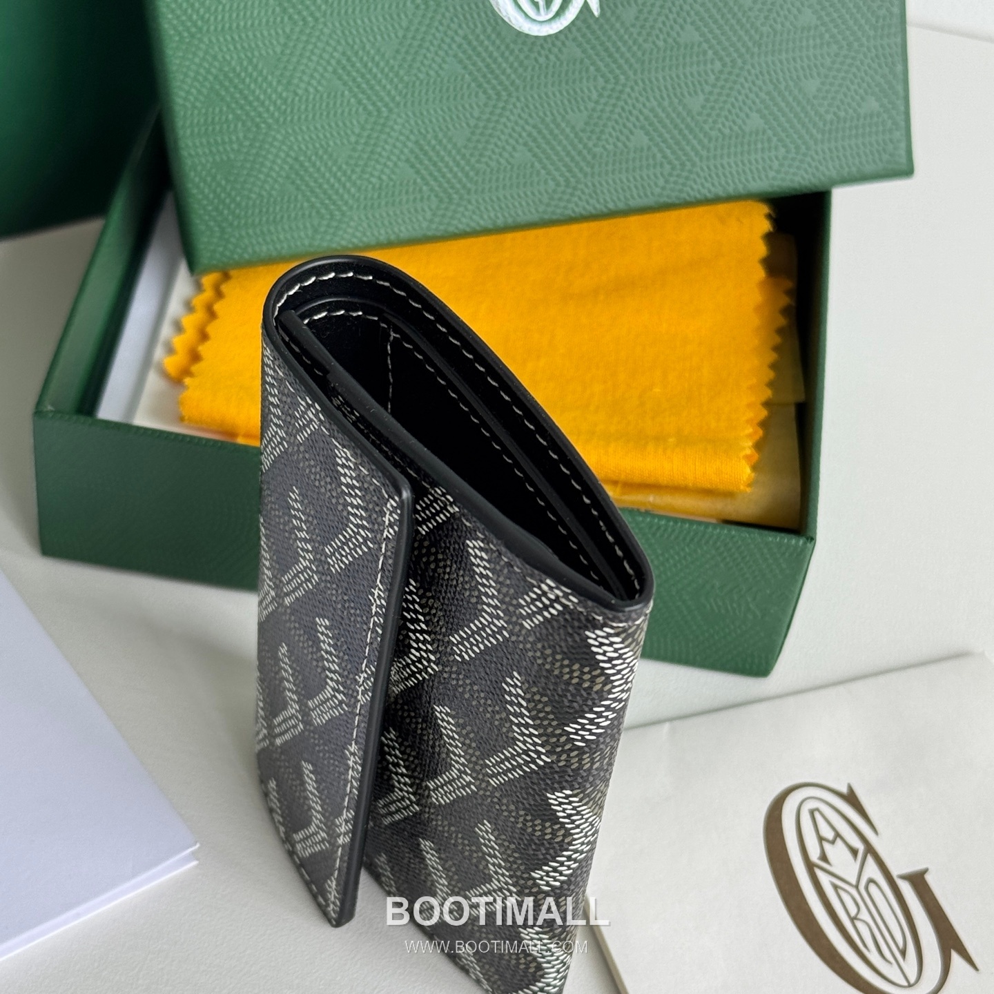Goyard Marigny Goyardine Canvas Calfskin Coin Wallet with Snap Closure 고야드 마리니 고야르딘 캔버스 카프스킨 코인 지갑 스냅클로저 3312 10cm 5