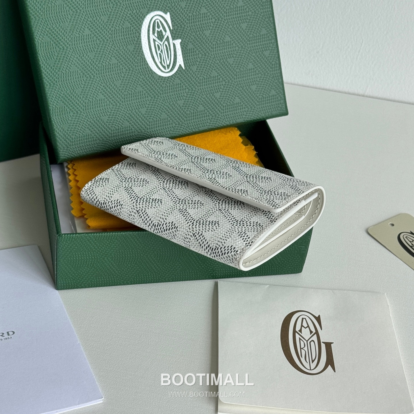 Goyard Marigny Goyardine Canvas Calfskin Coin Wallet with Snap Closure 고야드 마리니 고야르딘 캔버스 카프스킨 코인 지갑 스냅클로저 3312 10cm 4