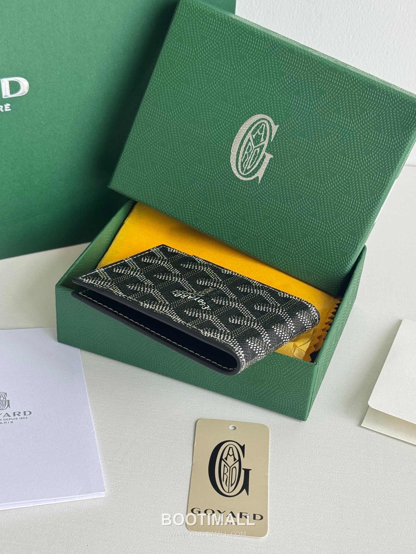 Goyard Insert Victoire Goyardine Canvas Vauzelles Calfskin Card Holder with Slim Insert Design 고야드 인서트 빅투아르 고야르딘 캔버스 보젤 카프스킨 카드홀더 슬림 인서트 3311 10cm 4