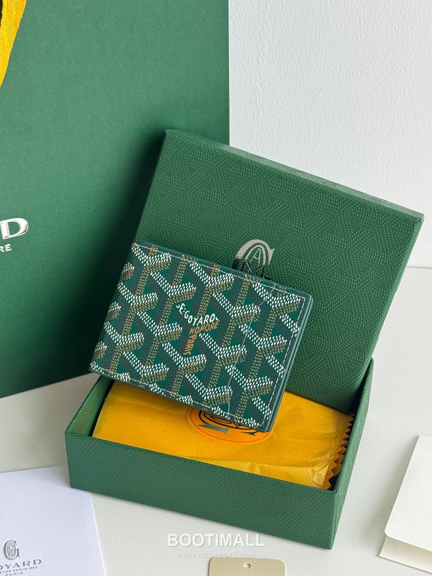 Goyard Insert Victoire Goyardine Canvas Vauzelles Calfskin Card Holder with Slim Insert Design 고야드 인서트 빅투아르 고야르딘 캔버스 보젤 카프스킨 카드홀더 슬림 인서트 3311 10cm 2