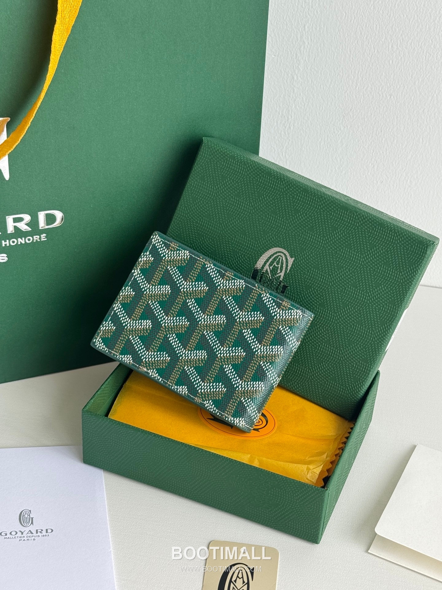 Goyard Insert Victoire Goyardine Canvas Vauzelles Calfskin Card Holder with Slim Insert Design 고야드 인서트 빅투아르 고야르딘 캔버스 보젤 카프스킨 카드홀더 슬림 인서트 3311 10cm 3