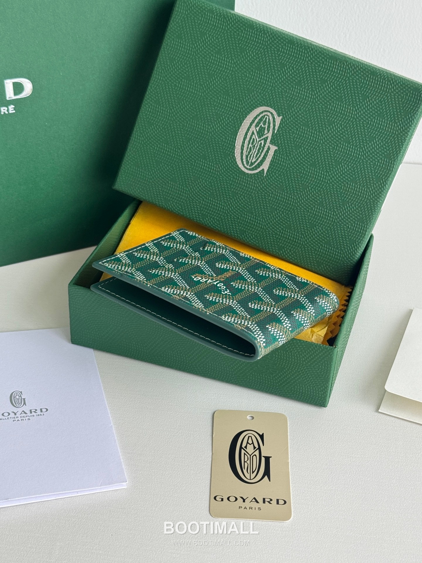 Goyard Insert Victoire Goyardine Canvas Vauzelles Calfskin Card Holder with Slim Insert Design 고야드 인서트 빅투아르 고야르딘 캔버스 보젤 카프스킨 카드홀더 슬림 인서트 3311 10cm 4