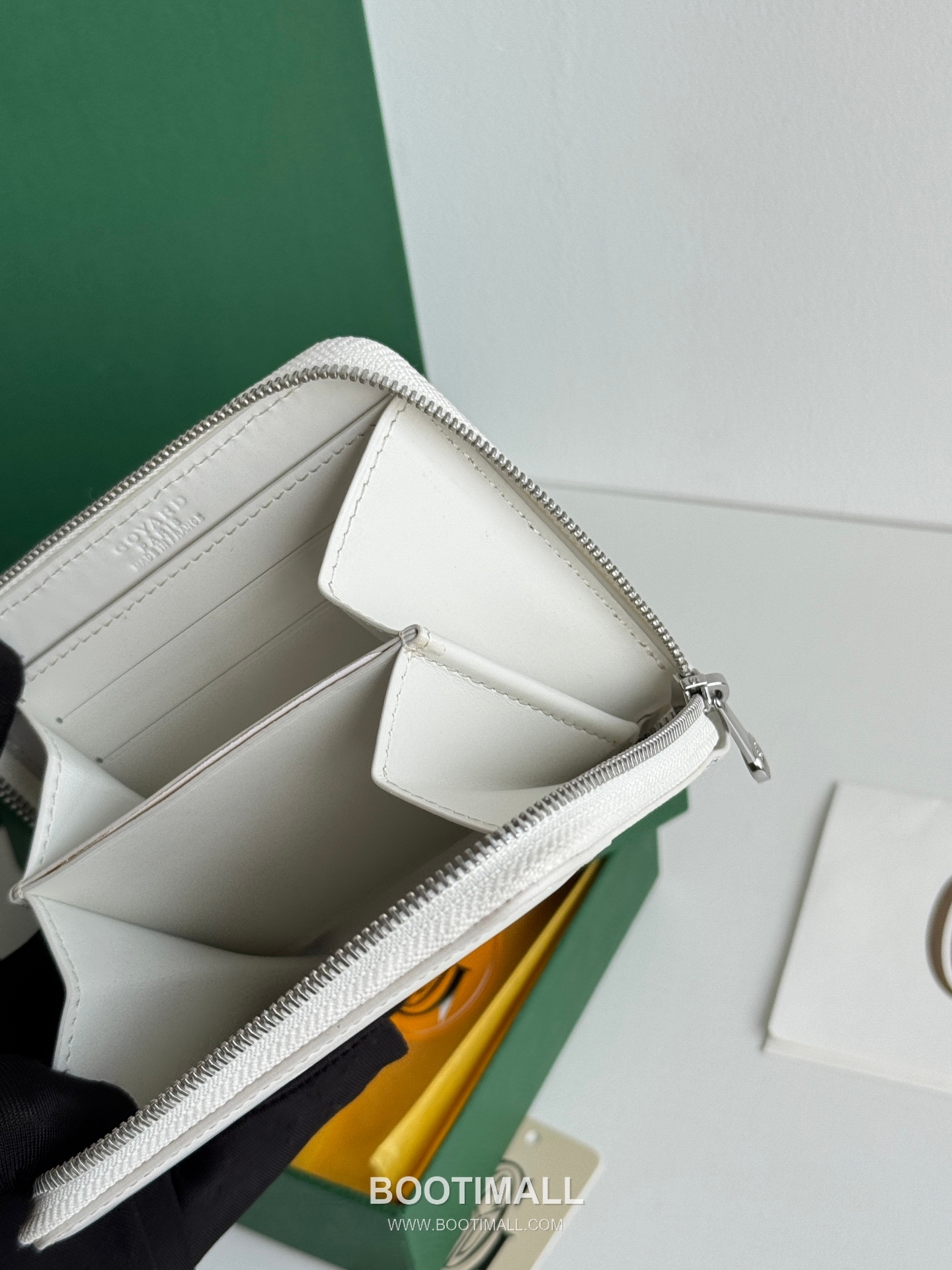 Goyard Matignon Mini Goyardine Canvas Zip Coin Wallet with Card Slots 고야드 마티뇽 미니 고야르딘 캔버스 집 코인 지갑 카드슬롯 3305 11.5cm 8