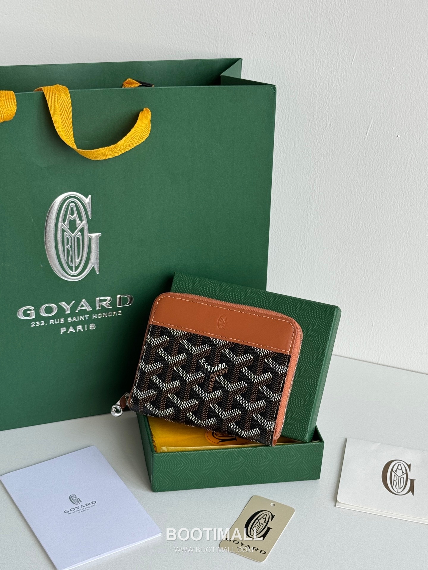Goyard Matignon Mini Goyardine Canvas Zip Coin Wallet with Card Slots 고야드 마티뇽 미니 고야르딘 캔버스 집 코인 지갑 카드슬롯 3305 11.5cm 1