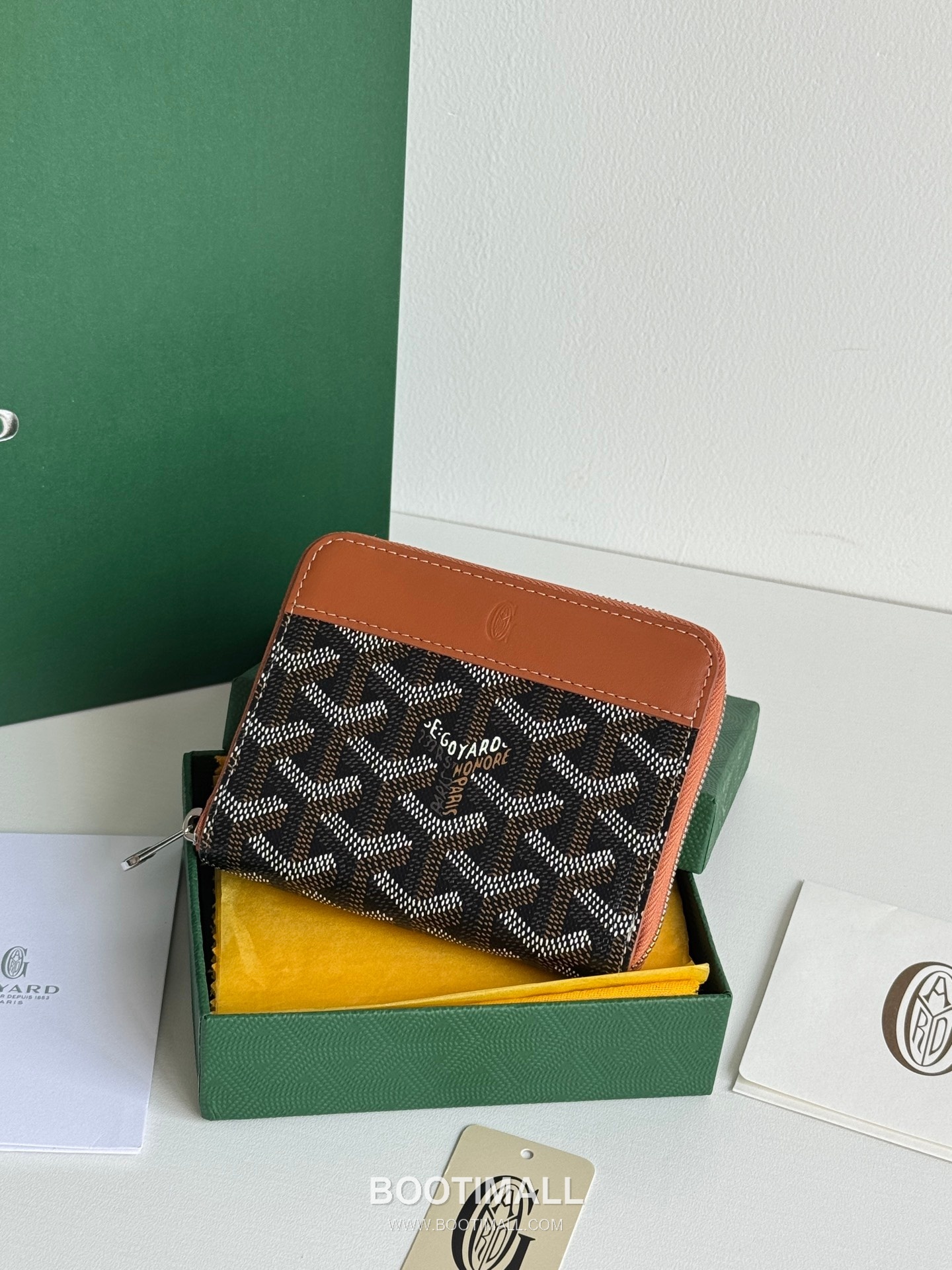 Goyard Matignon Mini Goyardine Canvas Zip Coin Wallet with Card Slots 고야드 마티뇽 미니 고야르딘 캔버스 집 코인 지갑 카드슬롯 3305 11.5cm 2