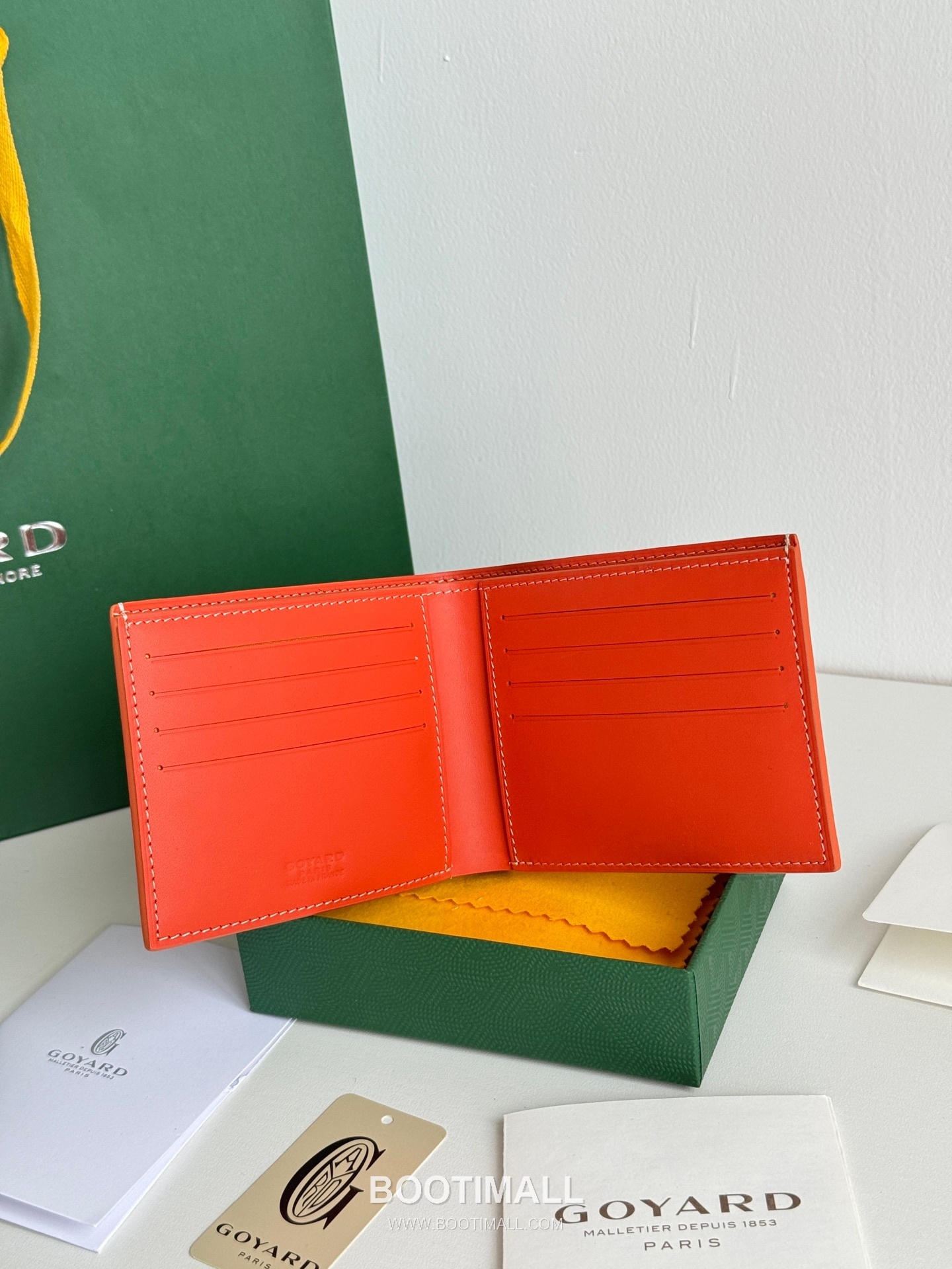 Goyard Goyardine Canvas Bi-Fold Wallet with 8 Card Slots 고야드 고야르딘 캔버스 바이폴드 카드지갑 3303 11cm 7