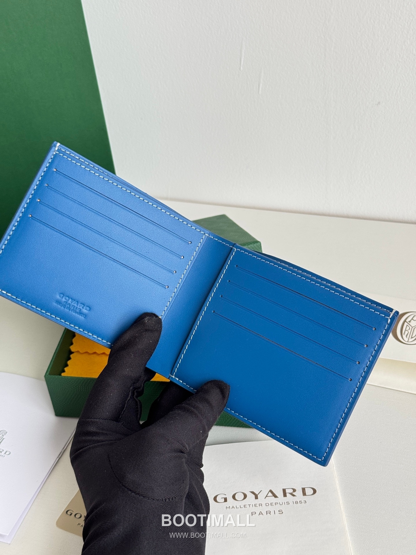 Goyard Goyardine Canvas Bi-Fold Wallet with 8 Card Slots 고야드 고야르딘 캔버스 바이폴드 카드지갑 3303 11cm 7