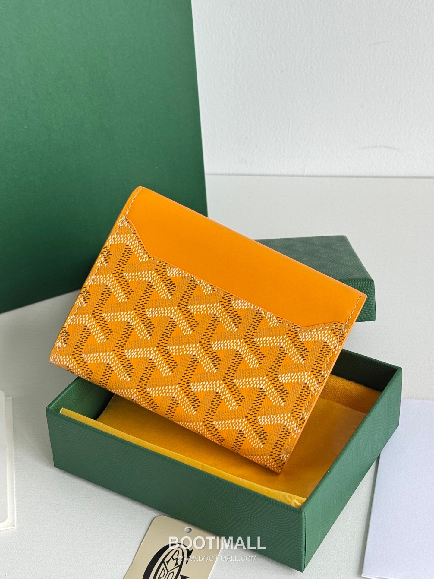 Goyard Saint-Gabriel Goyardine Canvas Trifold Wallet with Flap Closure 고야드 생가브리엘 고야르딘 캔버스 트리폴드 지갑 플랩클로저 3319 12cm 3