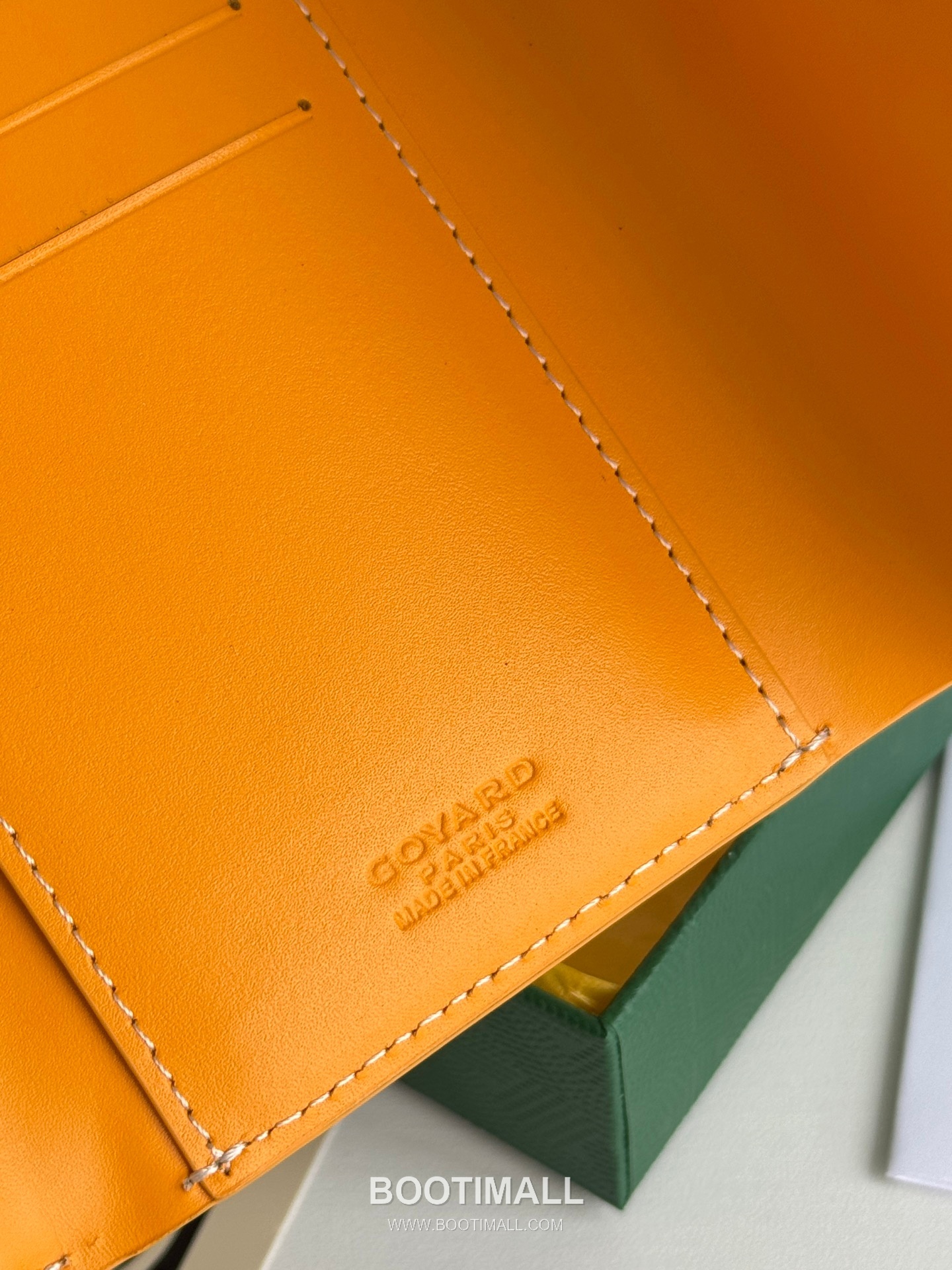 Goyard Saint-Gabriel Goyardine Canvas Trifold Wallet with Flap Closure 고야드 생가브리엘 고야르딘 캔버스 트리폴드 지갑 플랩클로저 3319 12cm 9