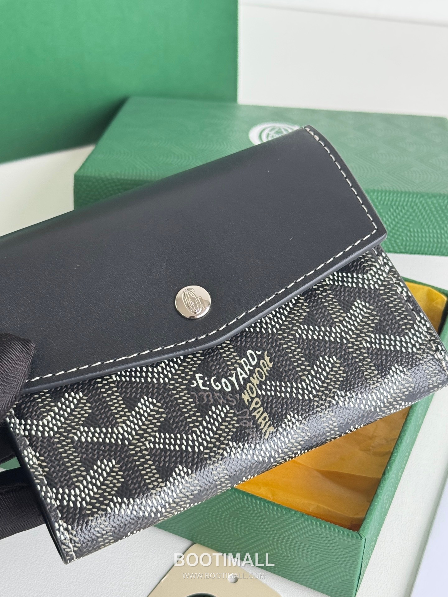 Goyard Saint-Gabriel Goyardine Canvas Trifold Wallet with Flap Closure 고야드 생가브리엘 고야르딘 캔버스 트리폴드 지갑 플랩클로저 3319 12cm 7