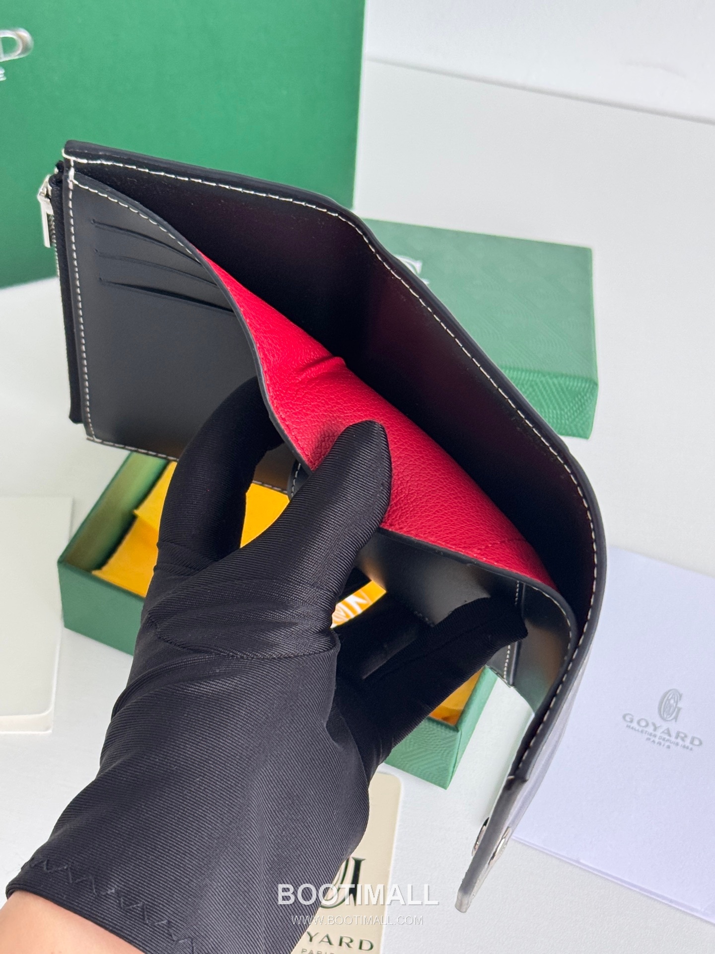 Goyard Saint-Gabriel Goyardine Canvas Trifold Wallet with Flap Closure 고야드 생가브리엘 고야르딘 캔버스 트리폴드 지갑 플랩클로저 3319 12cm 12