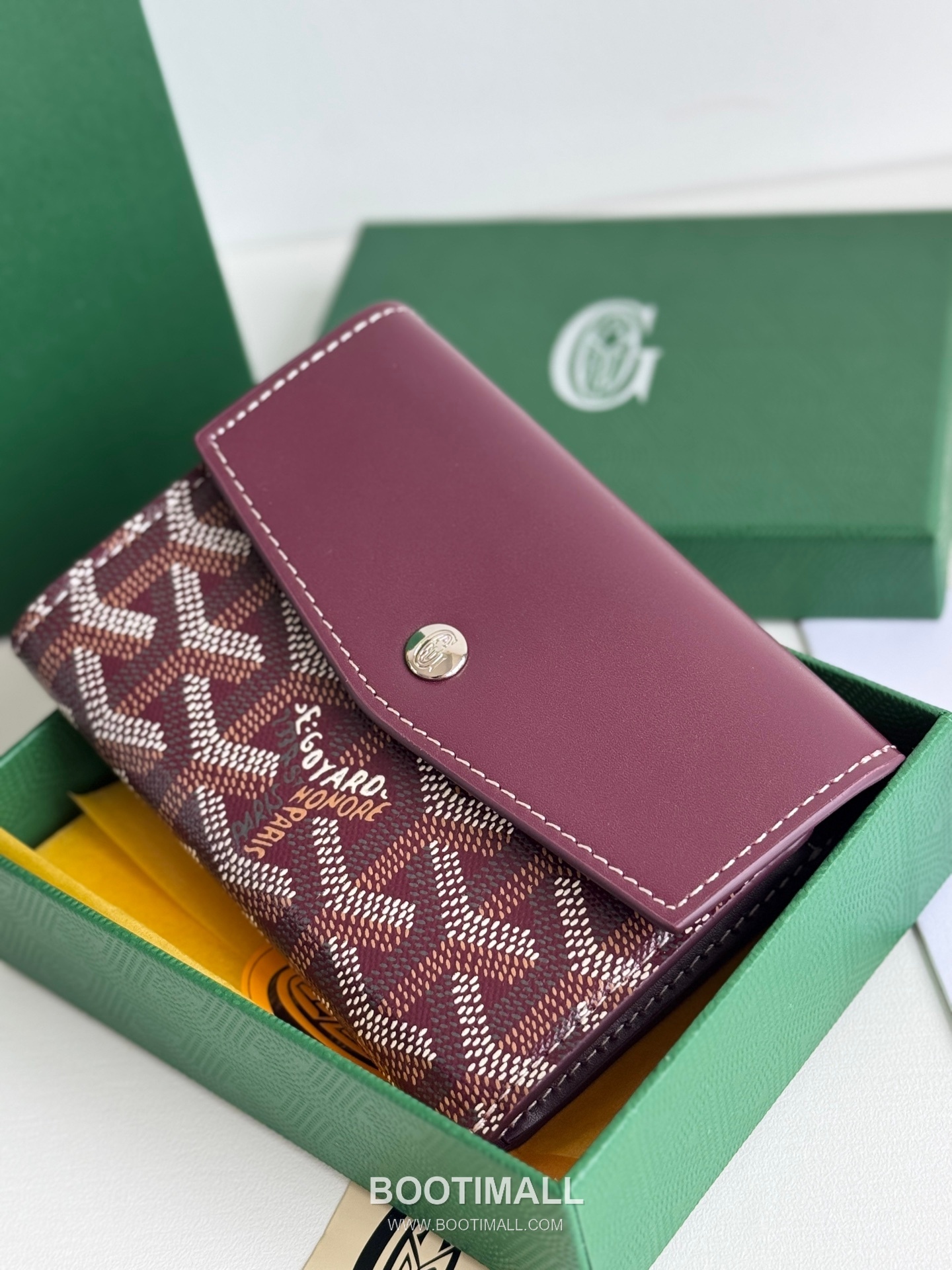 Goyard Saint-Gabriel Goyardine Canvas Trifold Wallet with Flap Closure 고야드 생가브리엘 고야르딘 캔버스 트리폴드 지갑 플랩클로저 3319 12cm 6