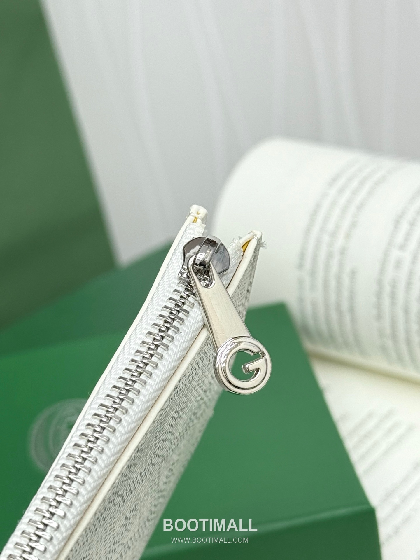 Goyard Bourbon Goyardine Canvas Calfskin Zip Card Holder with Logo Pattern 고야드 버번 고야르딘 캔버스 카프스킨 집 카드지갑 로고패턴 G808 12.5cm 4