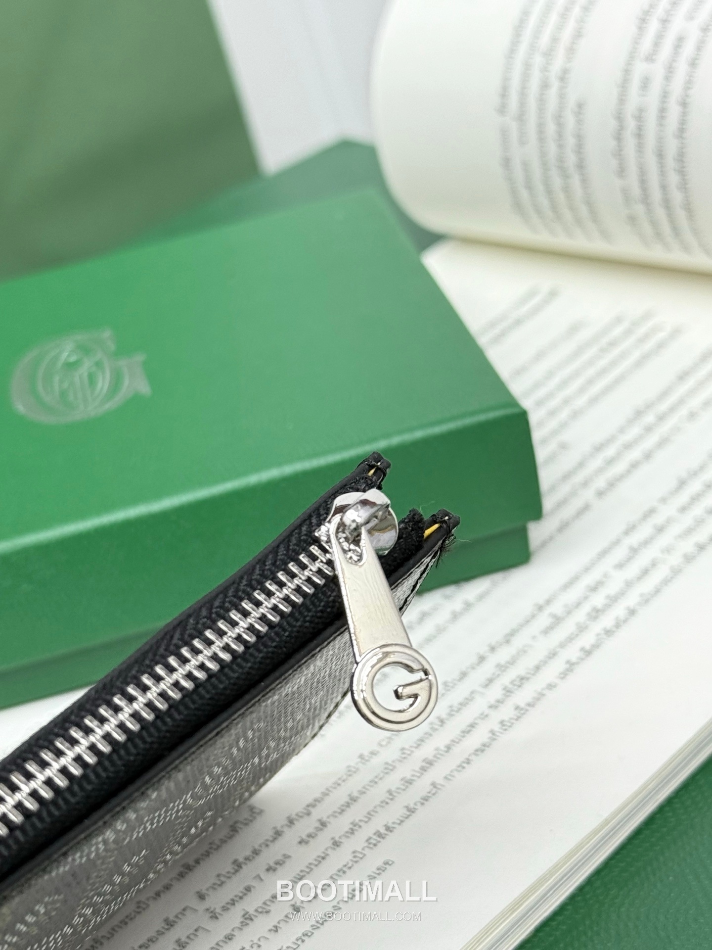 Goyard Bourbon Goyardine Canvas Calfskin Zip Card Holder with Logo Pattern 고야드 버번 고야르딘 캔버스 카프스킨 집 카드지갑 로고패턴 G808 12.5cm 5