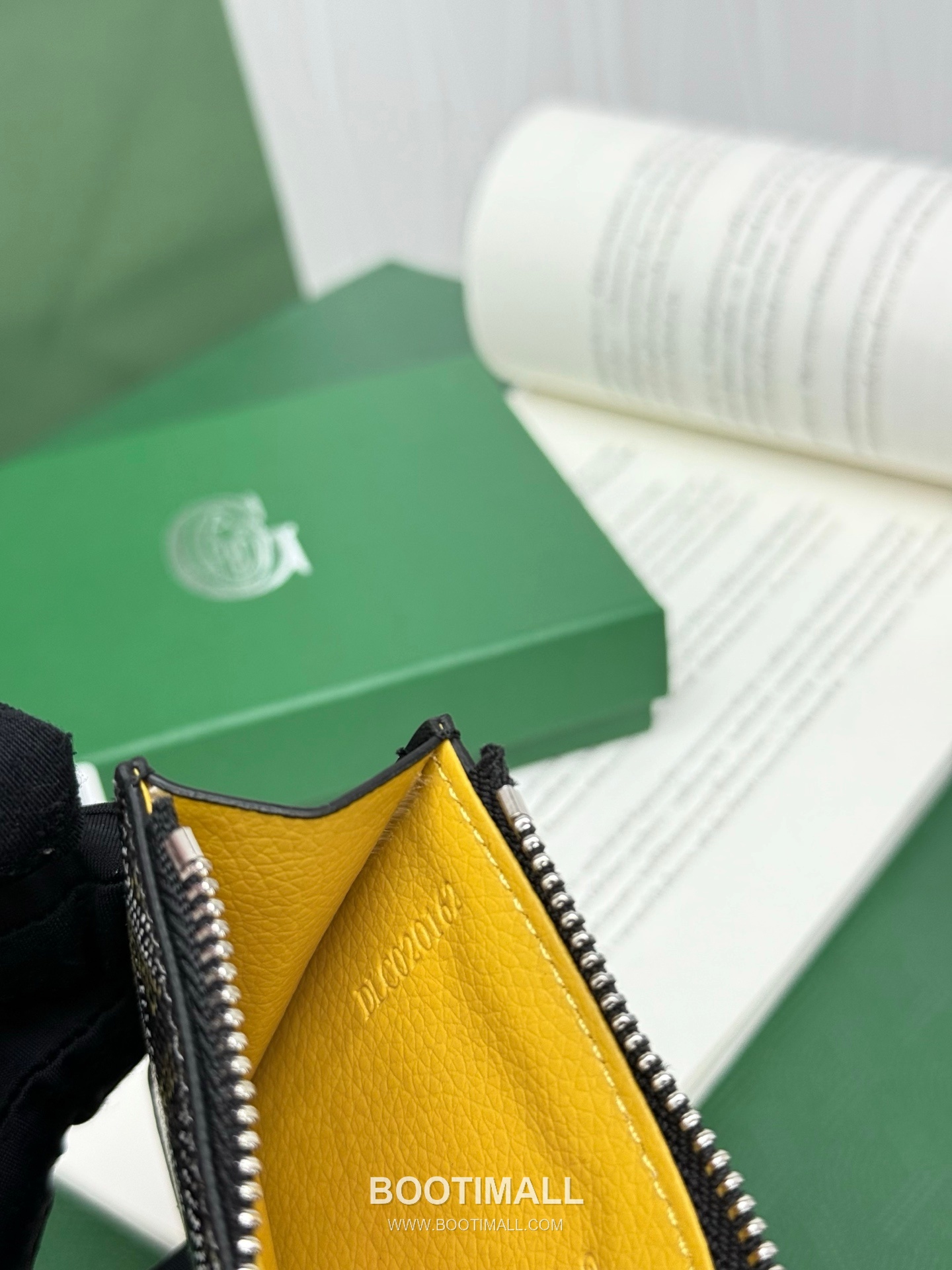 Goyard Bourbon Goyardine Canvas Calfskin Zip Card Holder with Logo Pattern 고야드 버번 고야르딘 캔버스 카프스킨 집 카드지갑 로고패턴 G808 12.5cm 8