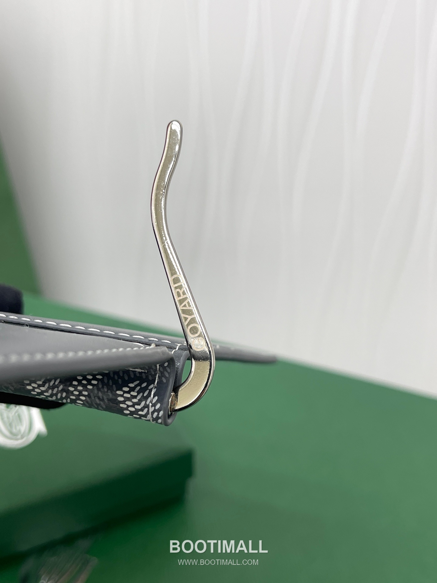 Goyard Saint-Thomas Goyardine Canvas Leather Bi-Fold Wallet with Money Clip 고야드 생토마 고야르딘 캔버스 레더 바이폴드 머니클립 지갑 G511 11cm 8