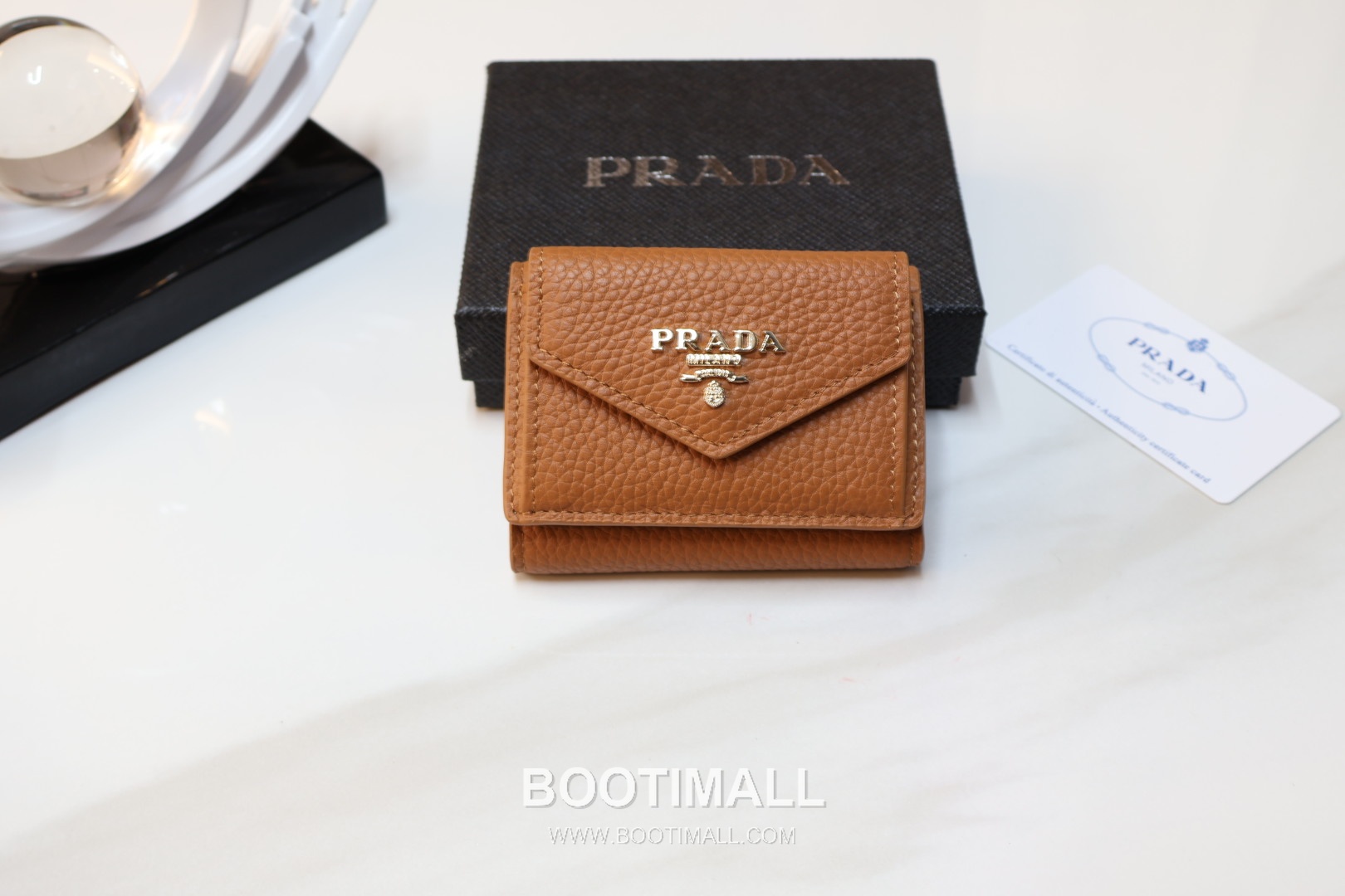 Prada Calfskin Leather Coin Wallet with Snap Closure 프라다 카프스킨 레더 코인 지갑 스냅클로저 2519 10.5cm 4