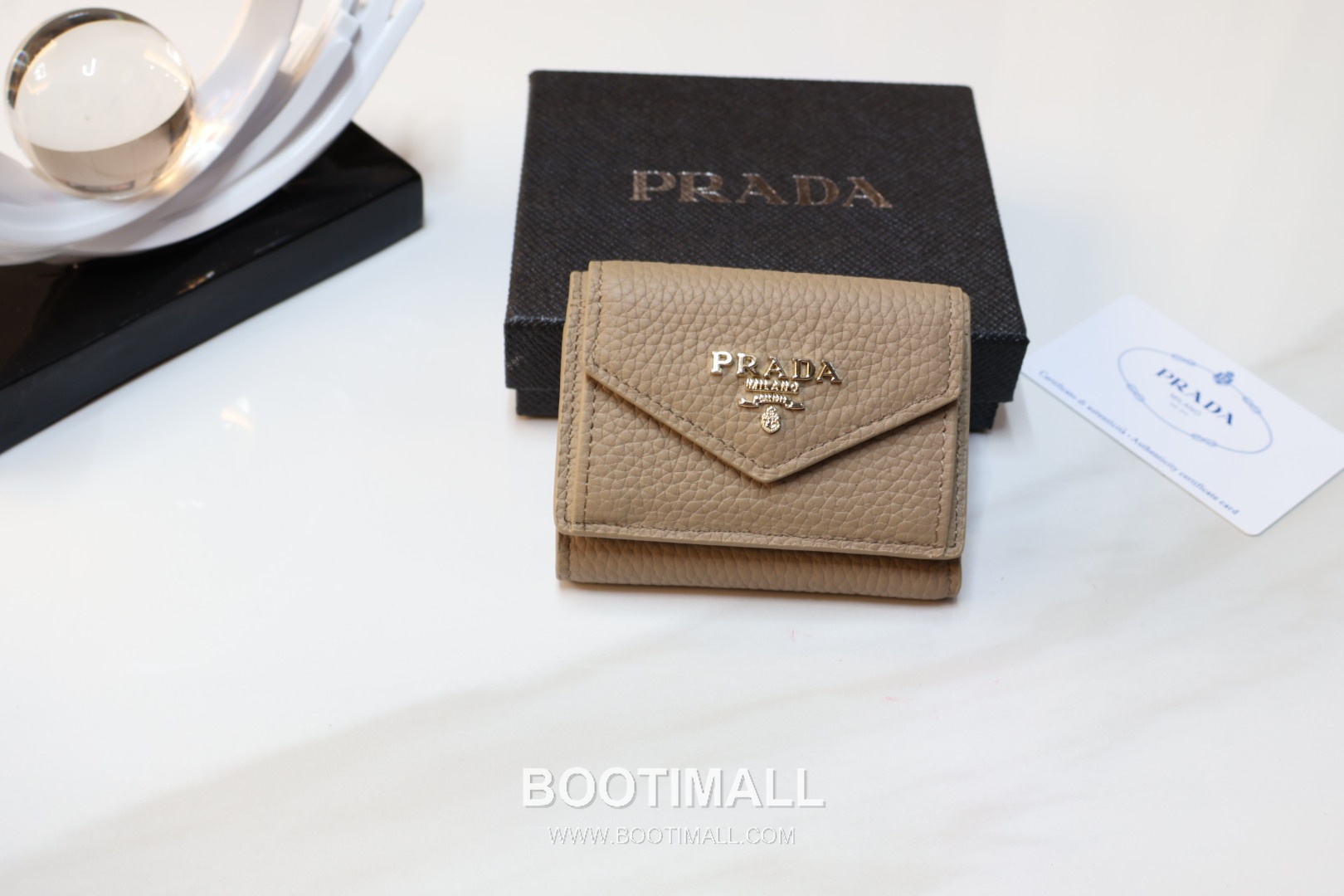 Prada Calfskin Leather Coin Wallet with Snap Closure 프라다 카프스킨 레더 코인 지갑 스냅클로저 2519 10.5cm 5