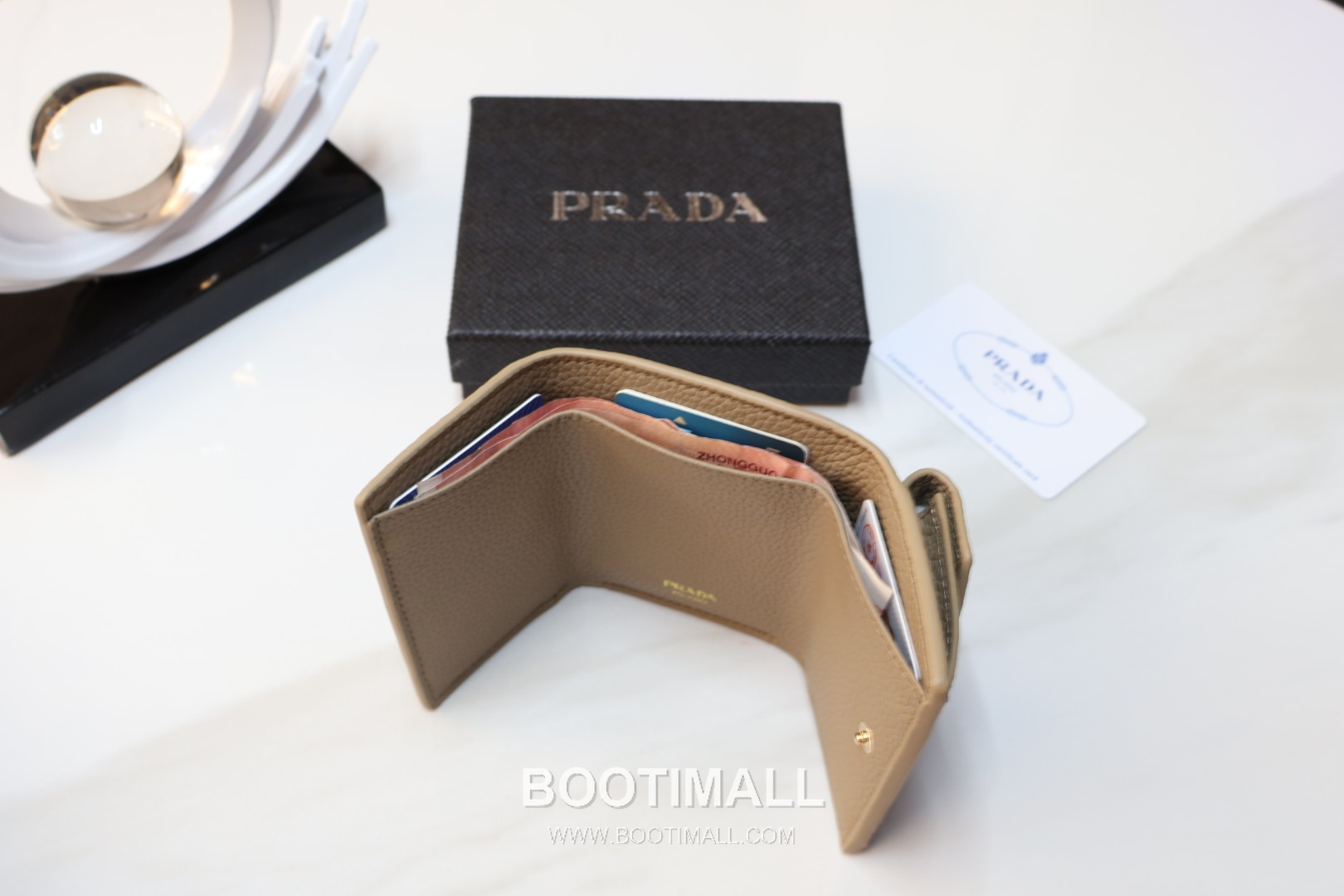 Prada Calfskin Leather Coin Wallet with Snap Closure 프라다 카프스킨 레더 코인 지갑 스냅클로저 2519 10.5cm 8