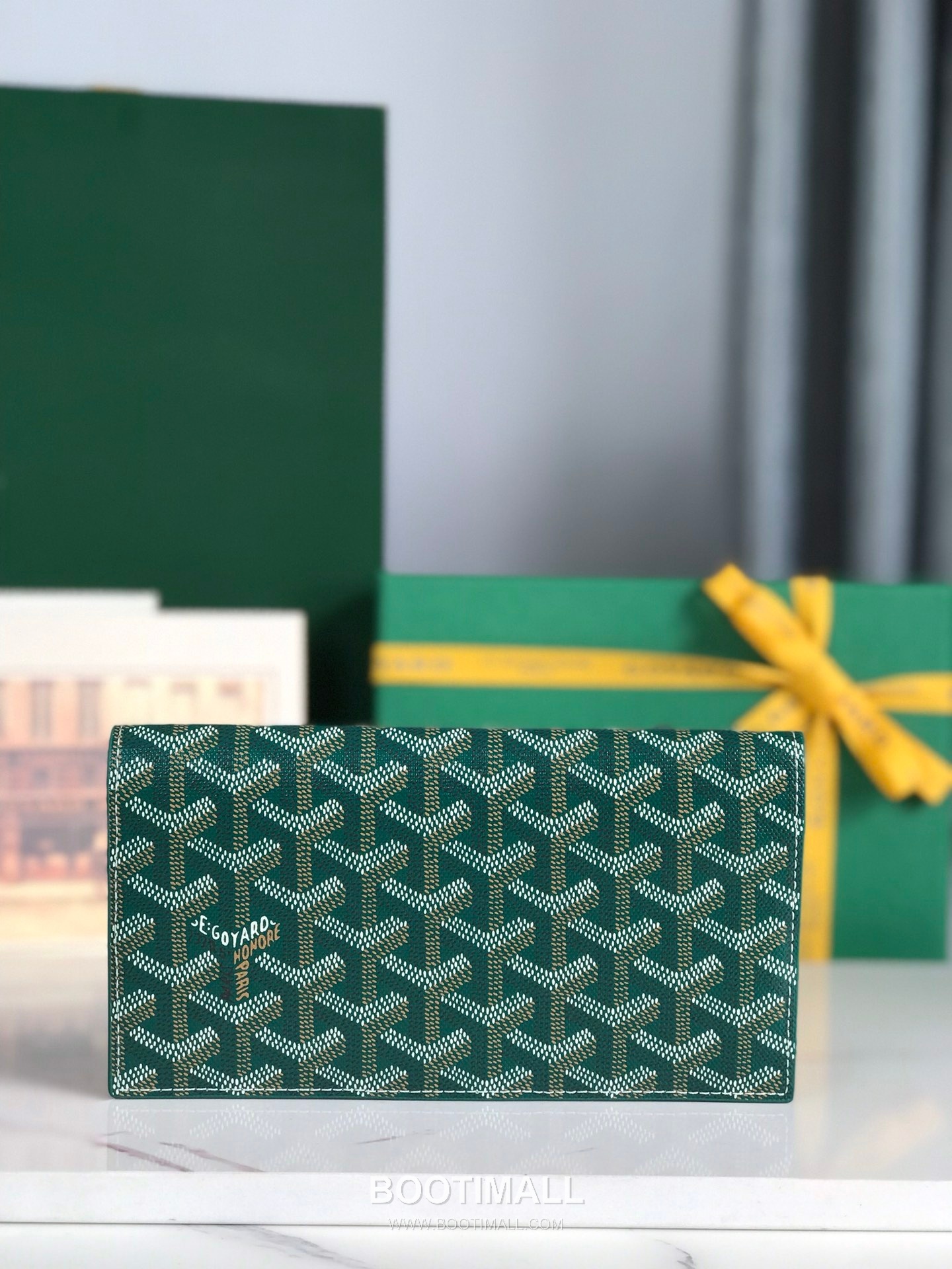 Goyard Richelieu Goyardine Canvas Calfskin Leather Bi-Fold Long Wallet with Snap Closure 고야드 리슐리외 고야르딘 캔버스 카프스킨 레더 바이폴드 롱월렛 스냅클로저 628 19cm 1