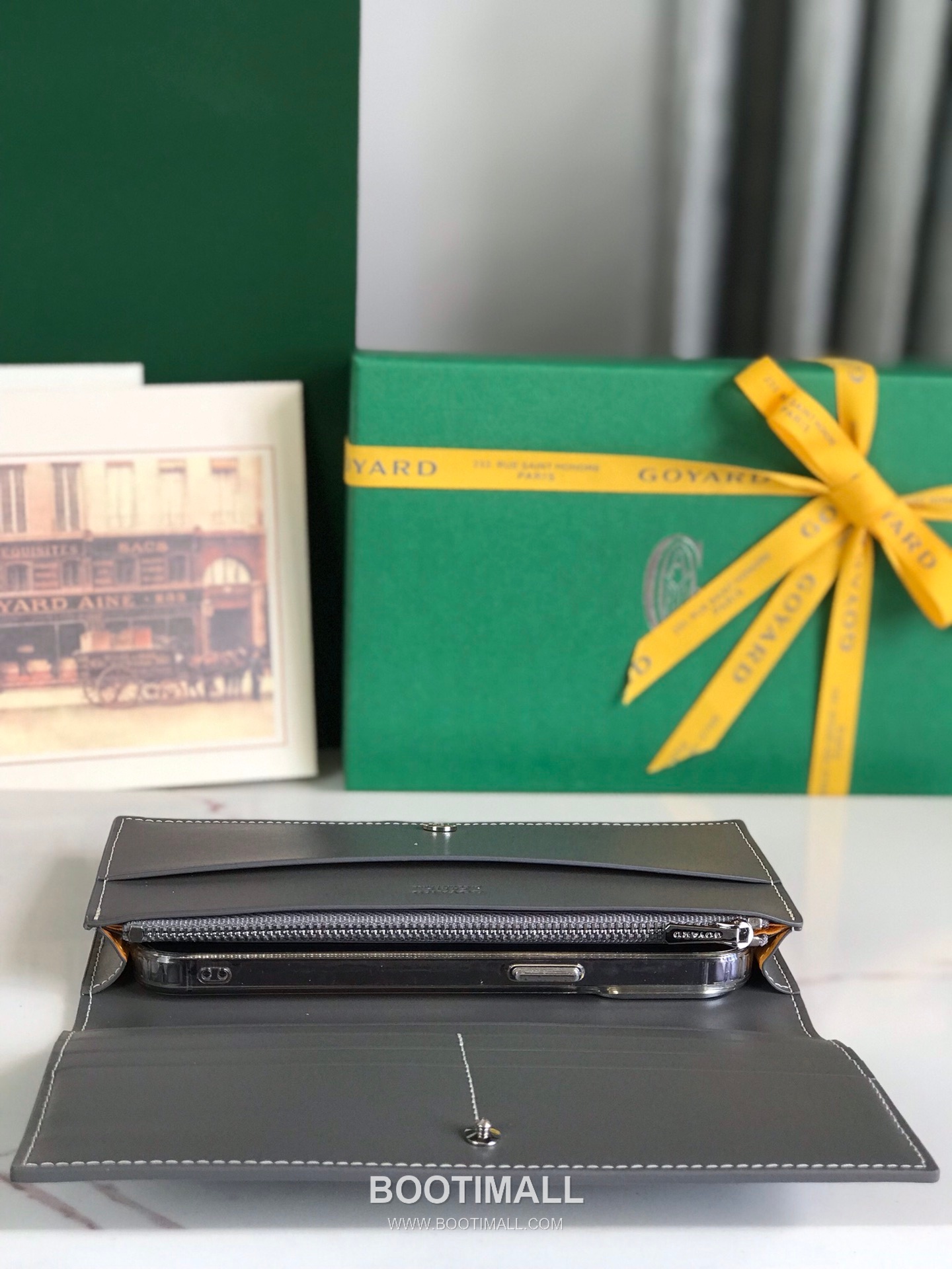 Goyard Richelieu Goyardine Canvas Calfskin Leather Bi-Fold Long Wallet with Snap Closure 고야드 리슐리외 고야르딘 캔버스 카프스킨 레더 바이폴드 롱월렛 스냅클로저 628 19cm 8