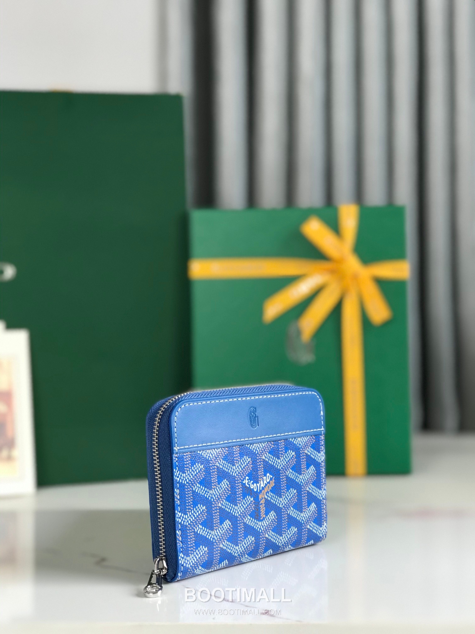 Goyard Matignon Mini Goyardine Canvas Zip Coin Wallet with Card Slots 고야드 마티뇽 미니 고야르딘 캔버스 집 코인 지갑 카드슬롯 020605 11.5cm 2