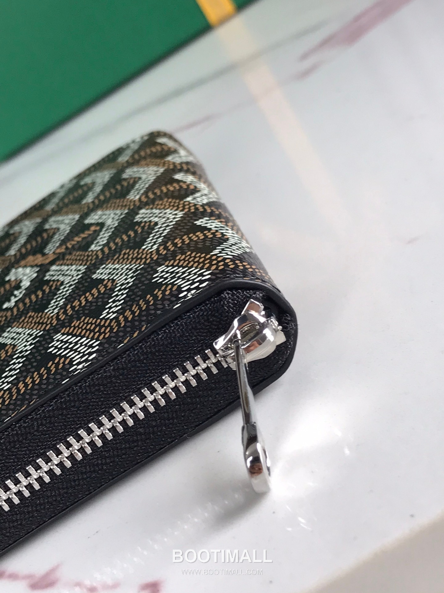 Goyard Matignon Mini Goyardine Canvas Zip Coin Wallet with Card Slots 고야드 마티뇽 미니 고야르딘 캔버스 집 코인 지갑 카드슬롯 020605 11.5cm 3