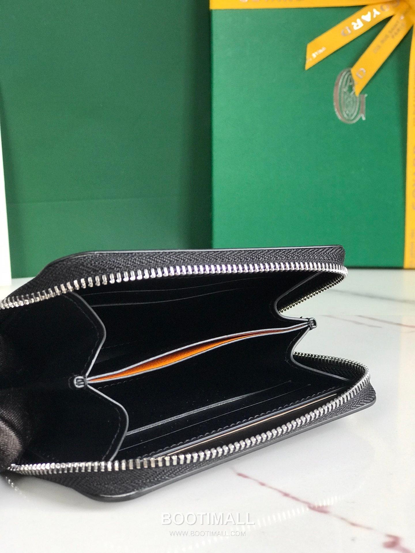 Goyard Matignon Mini Goyardine Canvas Zip Coin Wallet with Card Slots 고야드 마티뇽 미니 고야르딘 캔버스 집 코인 지갑 카드슬롯 020605 11.5cm 6