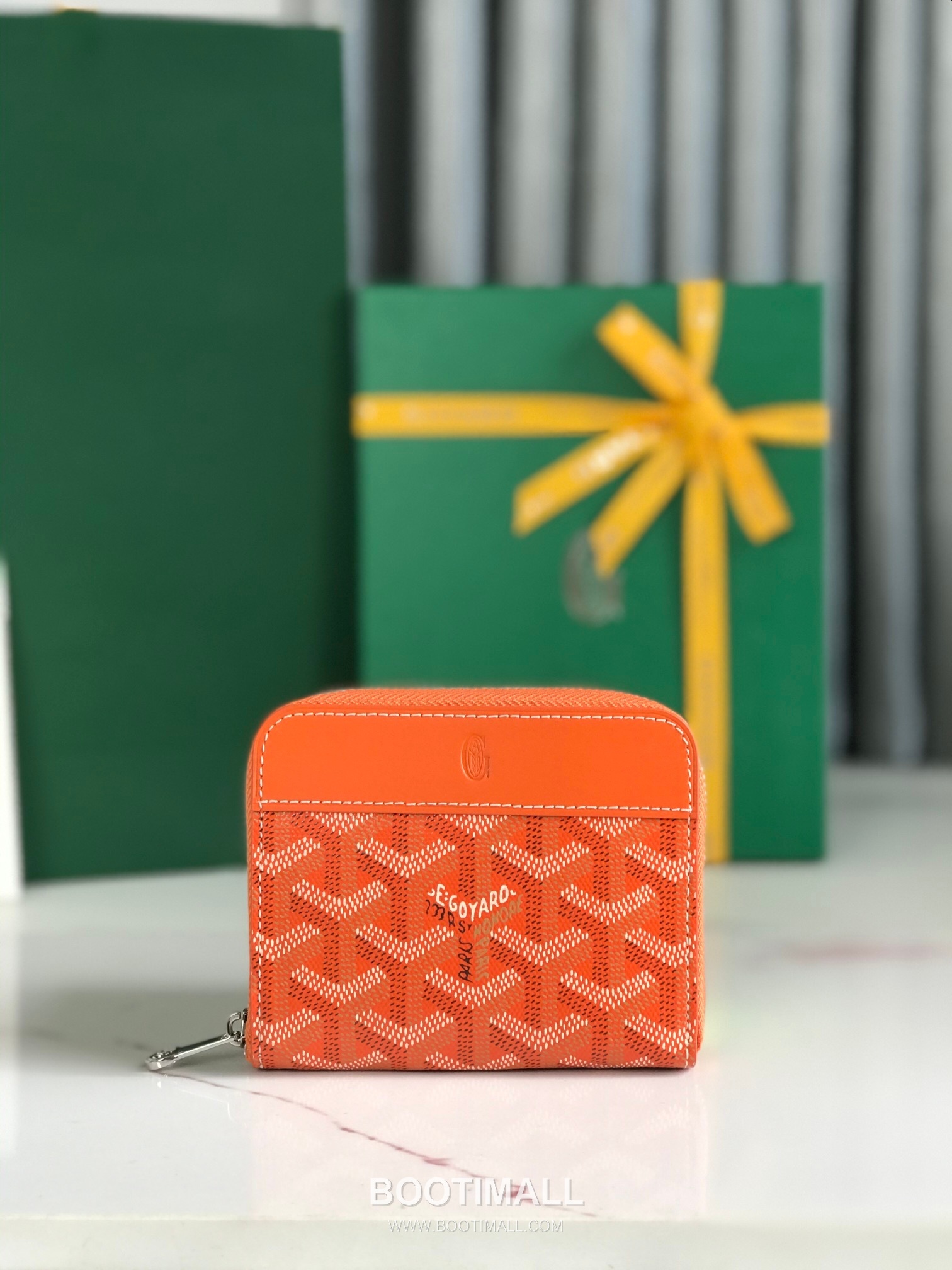 Goyard Matignon Mini Goyardine Canvas Zip Coin Wallet with Card Slots 고야드 마티뇽 미니 고야르딘 캔버스 집 코인 지갑 카드슬롯 020605 11.5cm 1