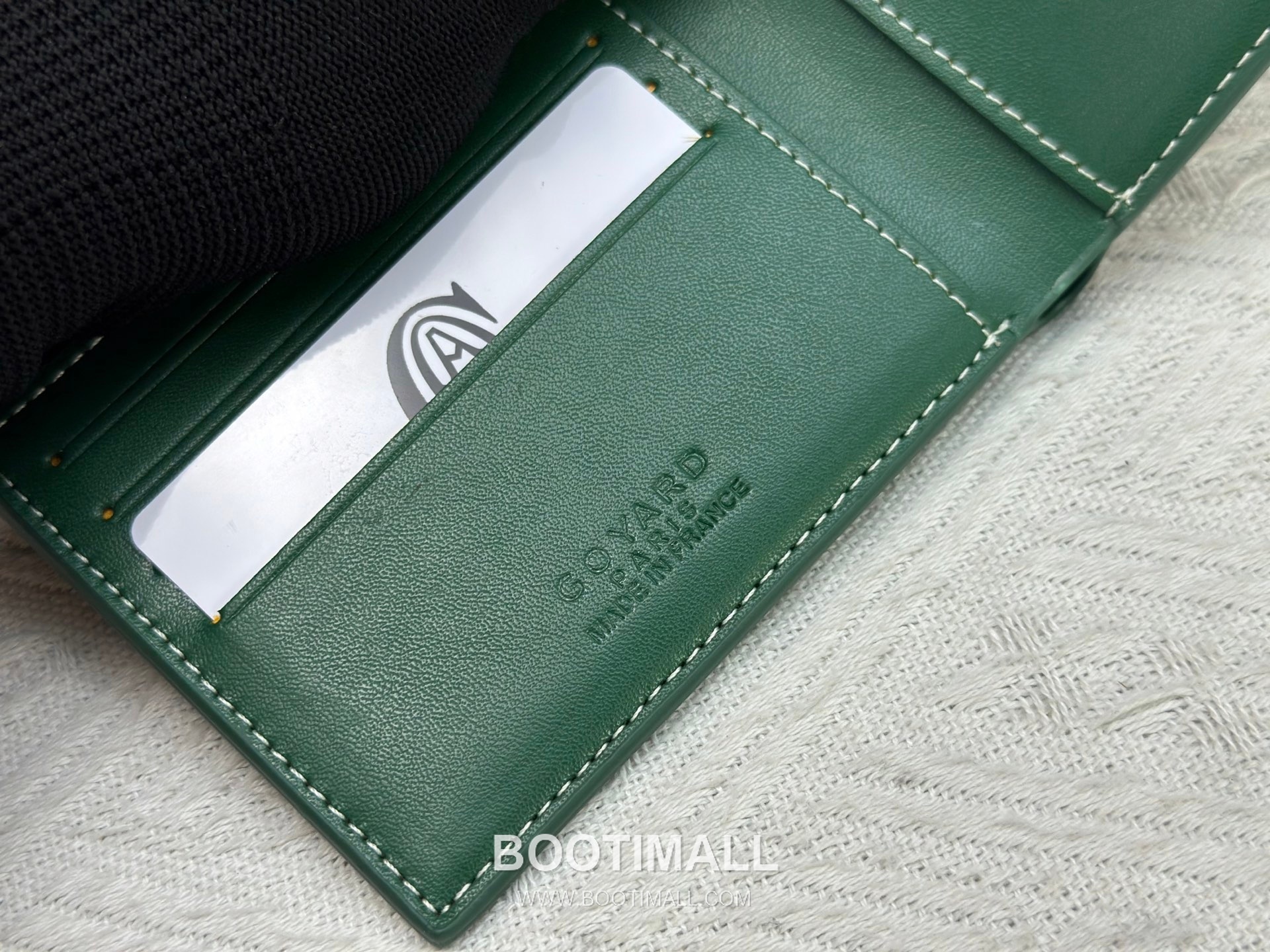 Goyard Goyardine Canvas Bi-Fold Wallet with 8 Card Slots 고야드 고야르딘 캔버스 바이폴드 카드지갑 G5126 11cm 9