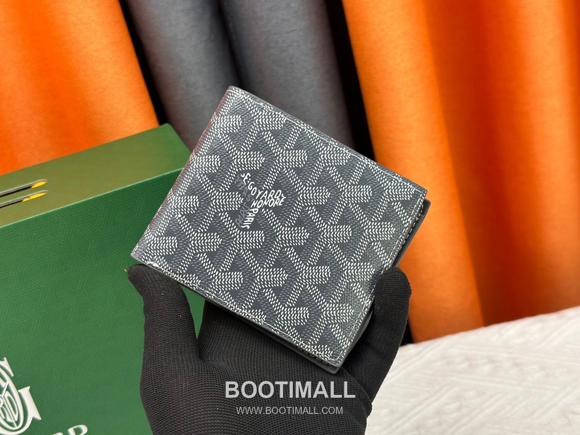 Goyard Goyardine Canvas Bi-Fold Wallet with 8 Card Slots 고야드 고야르딘 캔버스 바이폴드 카드지갑 G5126 11cm 1