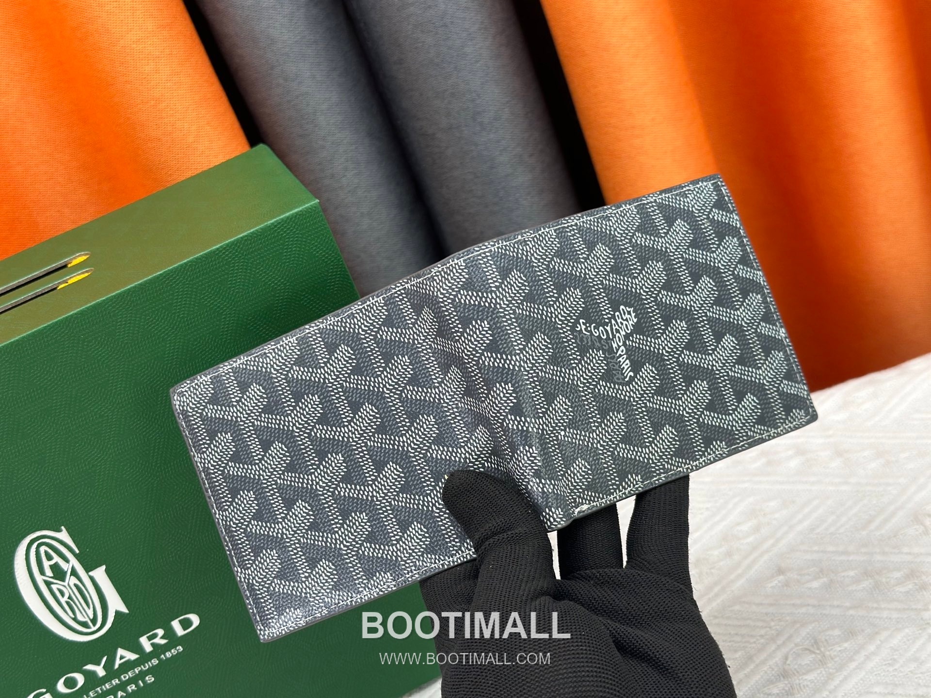 Goyard Goyardine Canvas Bi-Fold Wallet with 8 Card Slots 고야드 고야르딘 캔버스 바이폴드 카드지갑 G5126 11cm 3