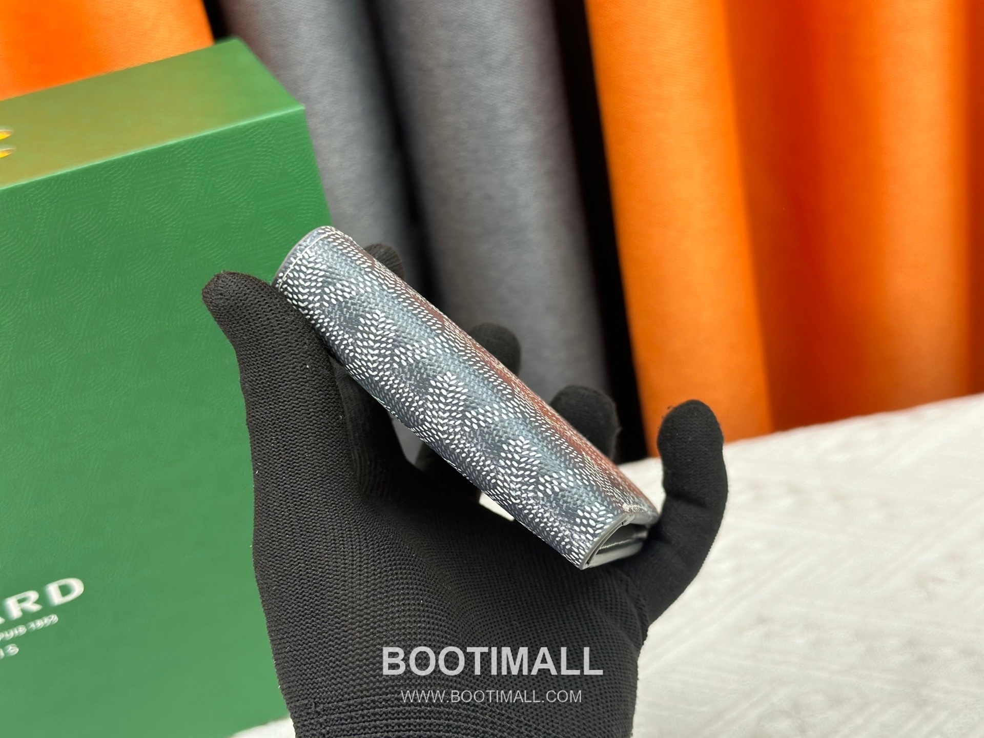 Goyard Goyardine Canvas Bi-Fold Wallet with 8 Card Slots 고야드 고야르딘 캔버스 바이폴드 카드지갑 G5126 11cm 5