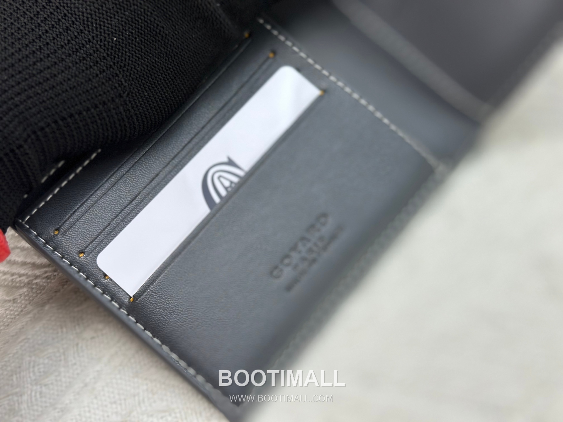 Goyard Goyardine Canvas Bi-Fold Wallet with 8 Card Slots 고야드 고야르딘 캔버스 바이폴드 카드지갑 G5126 11cm 9