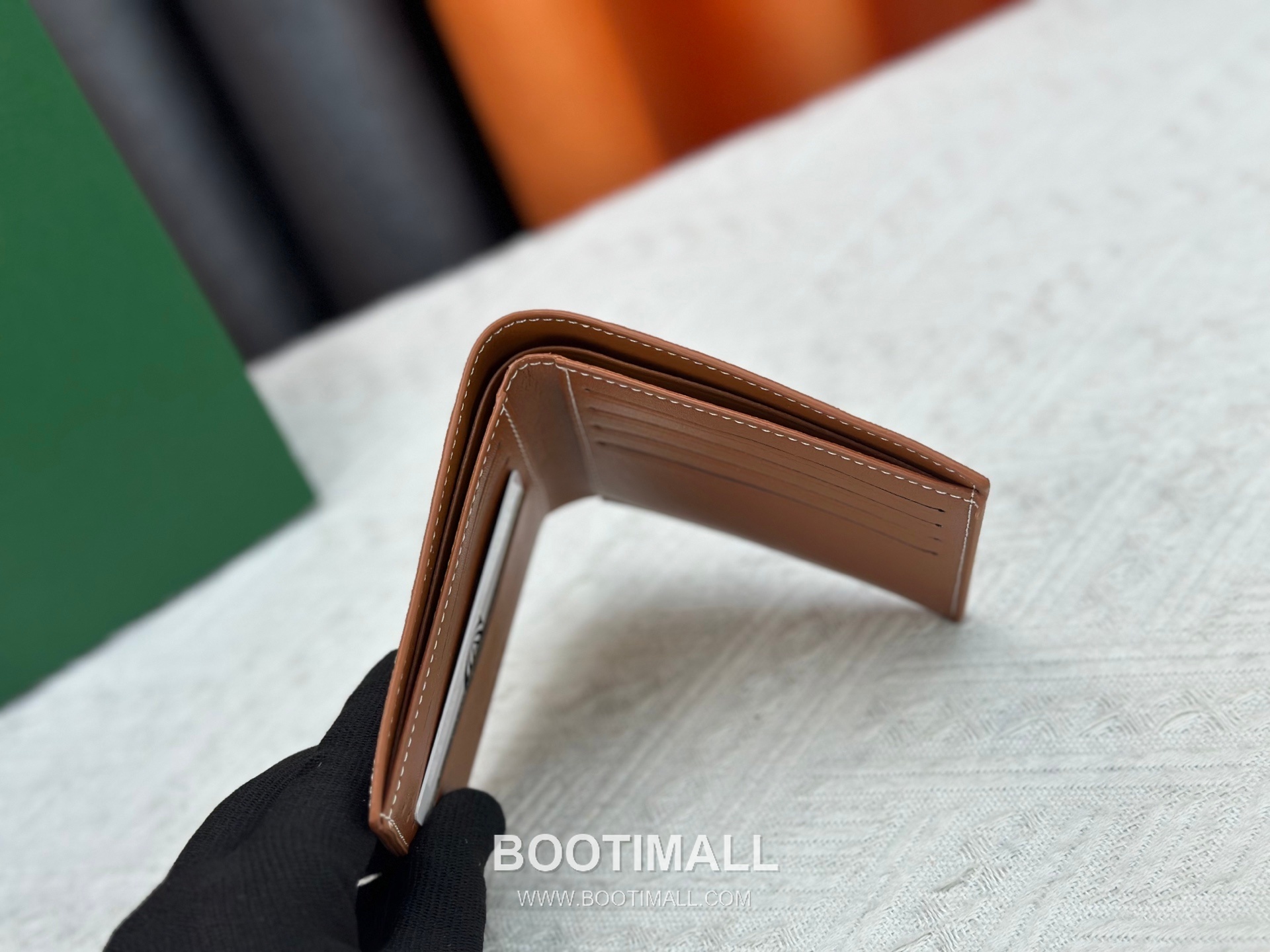 Goyard Goyardine Canvas Bi-Fold Wallet with 8 Card Slots 고야드 고야르딘 캔버스 바이폴드 카드지갑 G5126 11cm 8