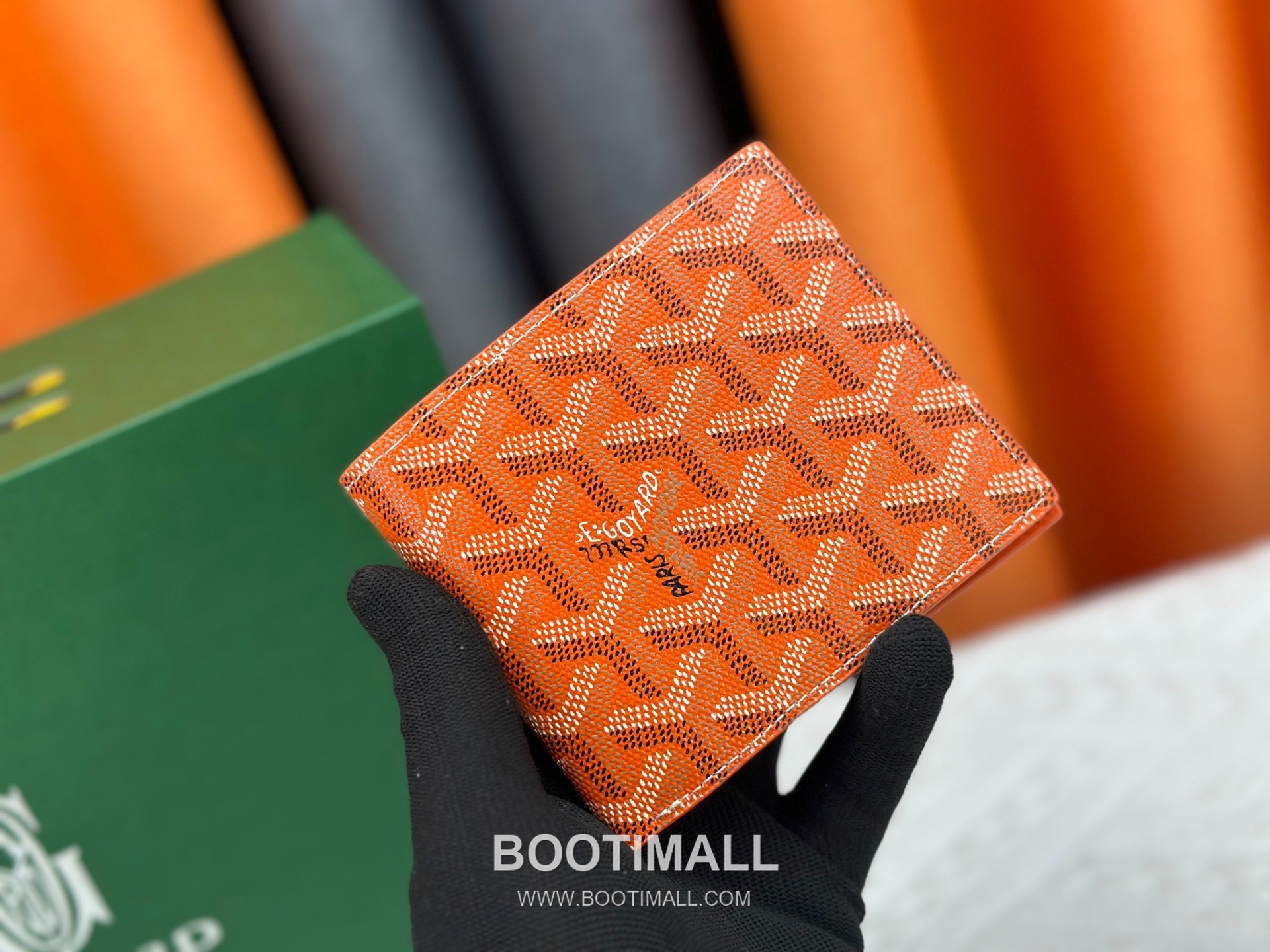 Goyard Goyardine Canvas Bi-Fold Wallet with 8 Card Slots 고야드 고야르딘 캔버스 바이폴드 카드지갑 G5126 11cm 1