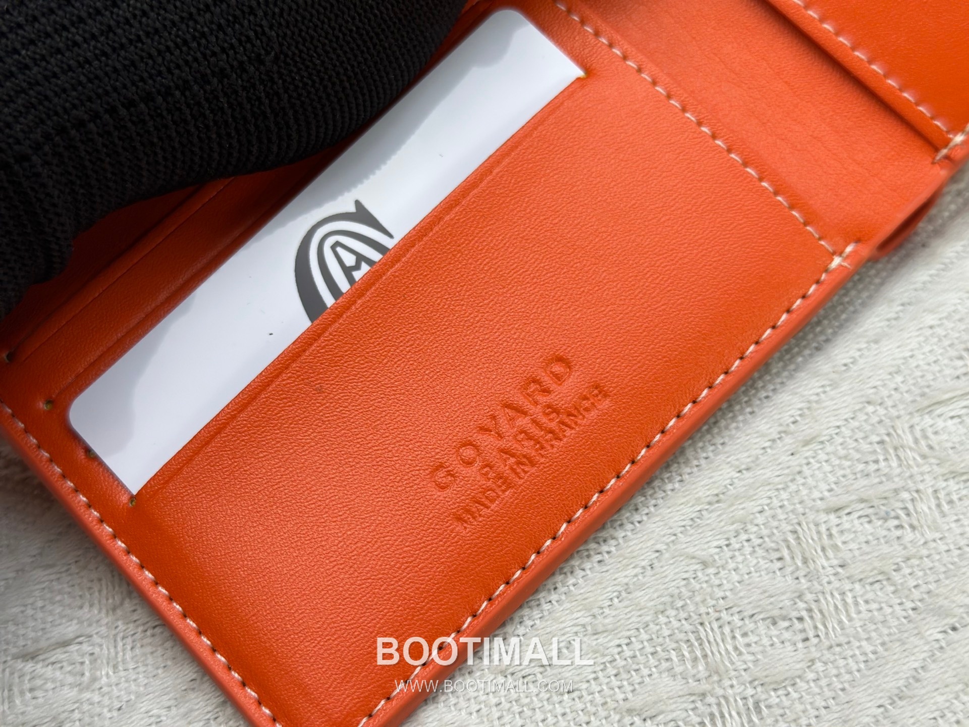 Goyard Goyardine Canvas Bi-Fold Wallet with 8 Card Slots 고야드 고야르딘 캔버스 바이폴드 카드지갑 G5126 11cm 9