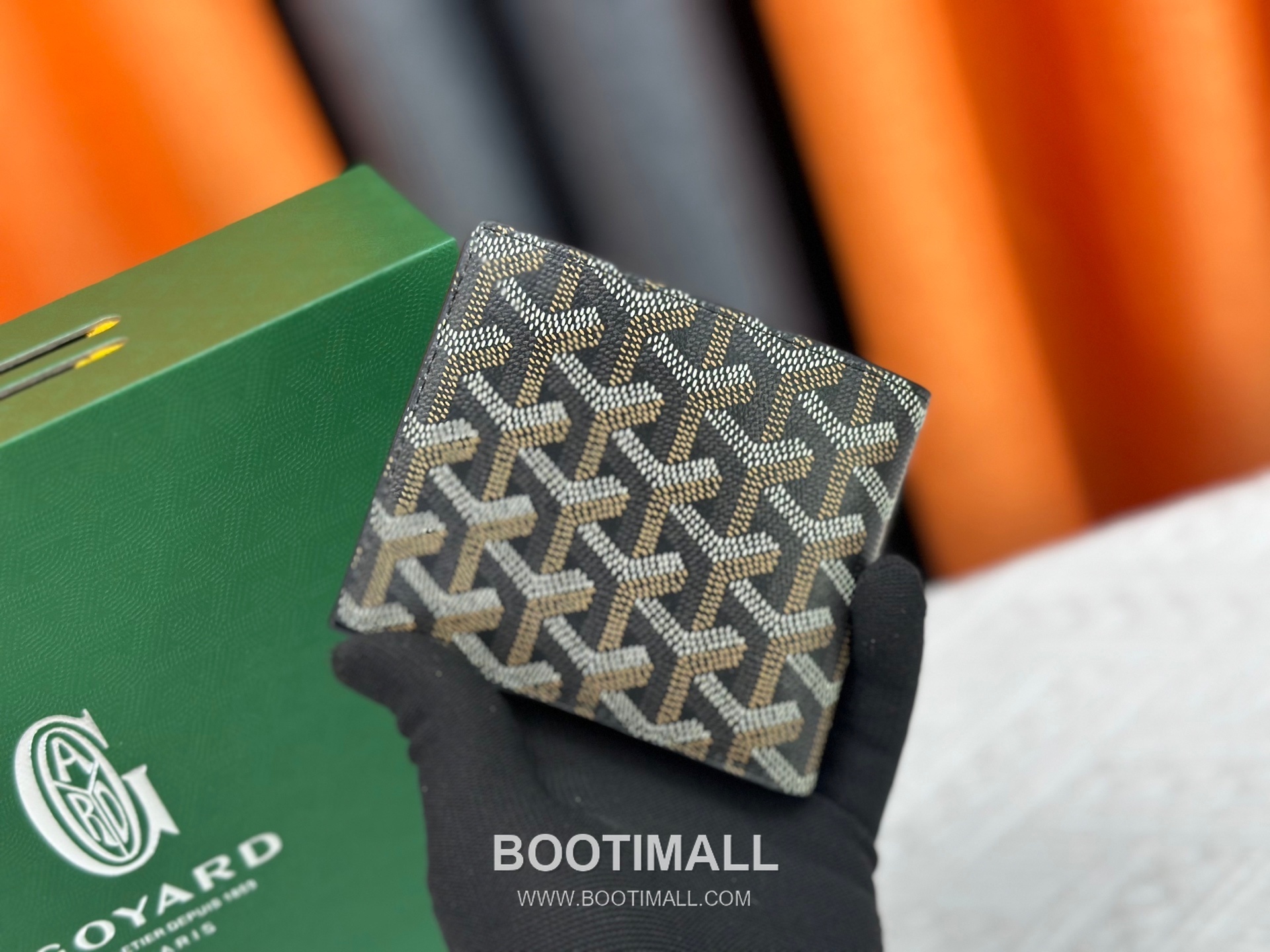 Goyard Goyardine Canvas Bi-Fold Wallet with 8 Card Slots 고야드 고야르딘 캔버스 바이폴드 카드지갑 G5126 11cm 2