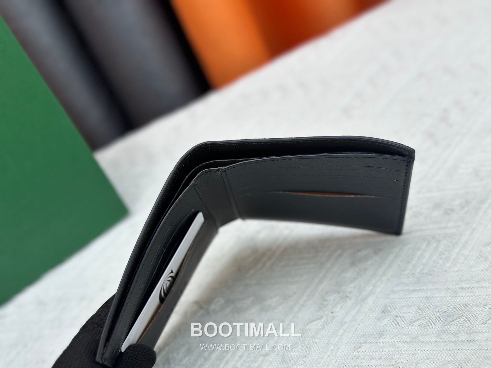 Goyard Goyardine Canvas Bi-Fold Wallet with 8 Card Slots 고야드 고야르딘 캔버스 바이폴드 카드지갑 G5126 11cm 8