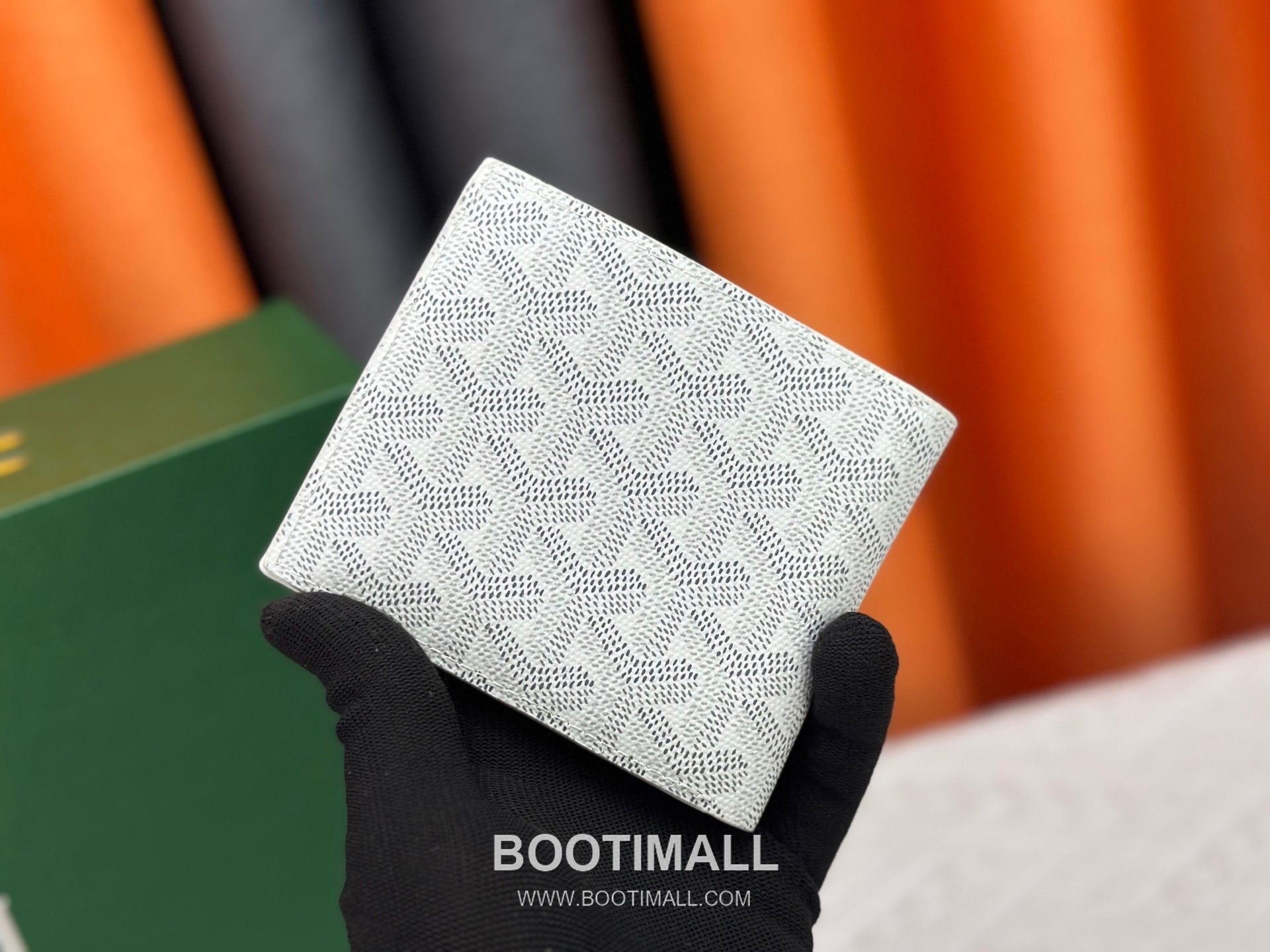 Goyard Goyardine Canvas Bi-Fold Wallet with 8 Card Slots 고야드 고야르딘 캔버스 바이폴드 카드지갑 G5126 11cm 2