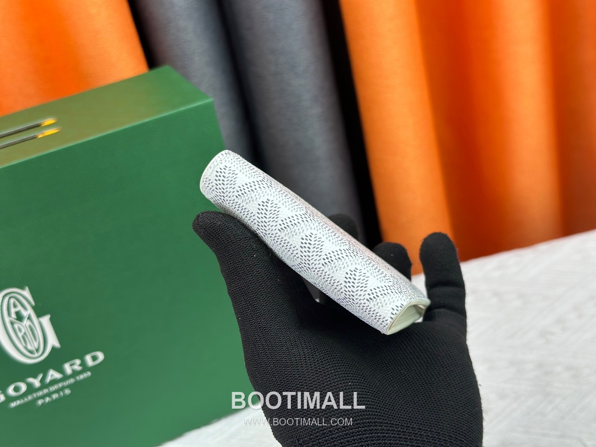 Goyard Goyardine Canvas Bi-Fold Wallet with 8 Card Slots 고야드 고야르딘 캔버스 바이폴드 카드지갑 G5126 11cm 5