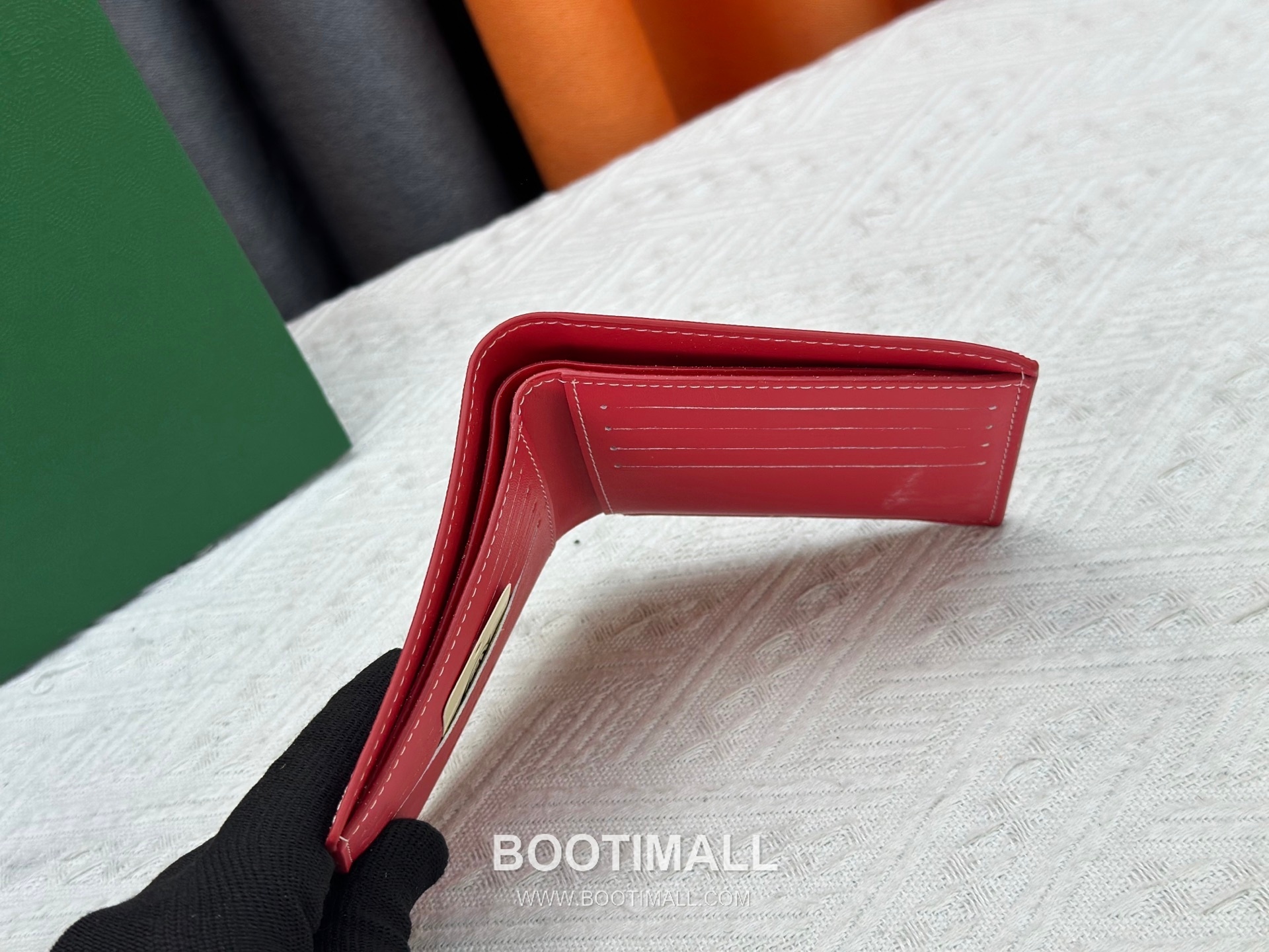 Goyard Goyardine Canvas Bi-Fold Wallet with 8 Card Slots 고야드 고야르딘 캔버스 바이폴드 카드지갑 G5126 11cm 8