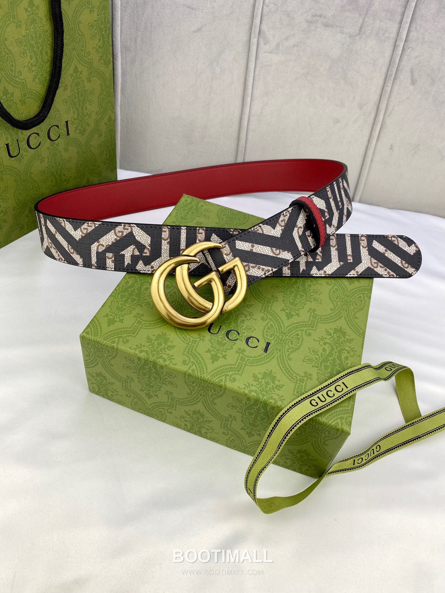 Gucci GG Marmont Monogram Canvas Reversible Belt with Double G Buckle Gold-Plated 구찌 GG 마몬트 모노그램 캔버스 리버서블 벨트 더블G 버클 황동 베이스 금도금 3.8cm 2
