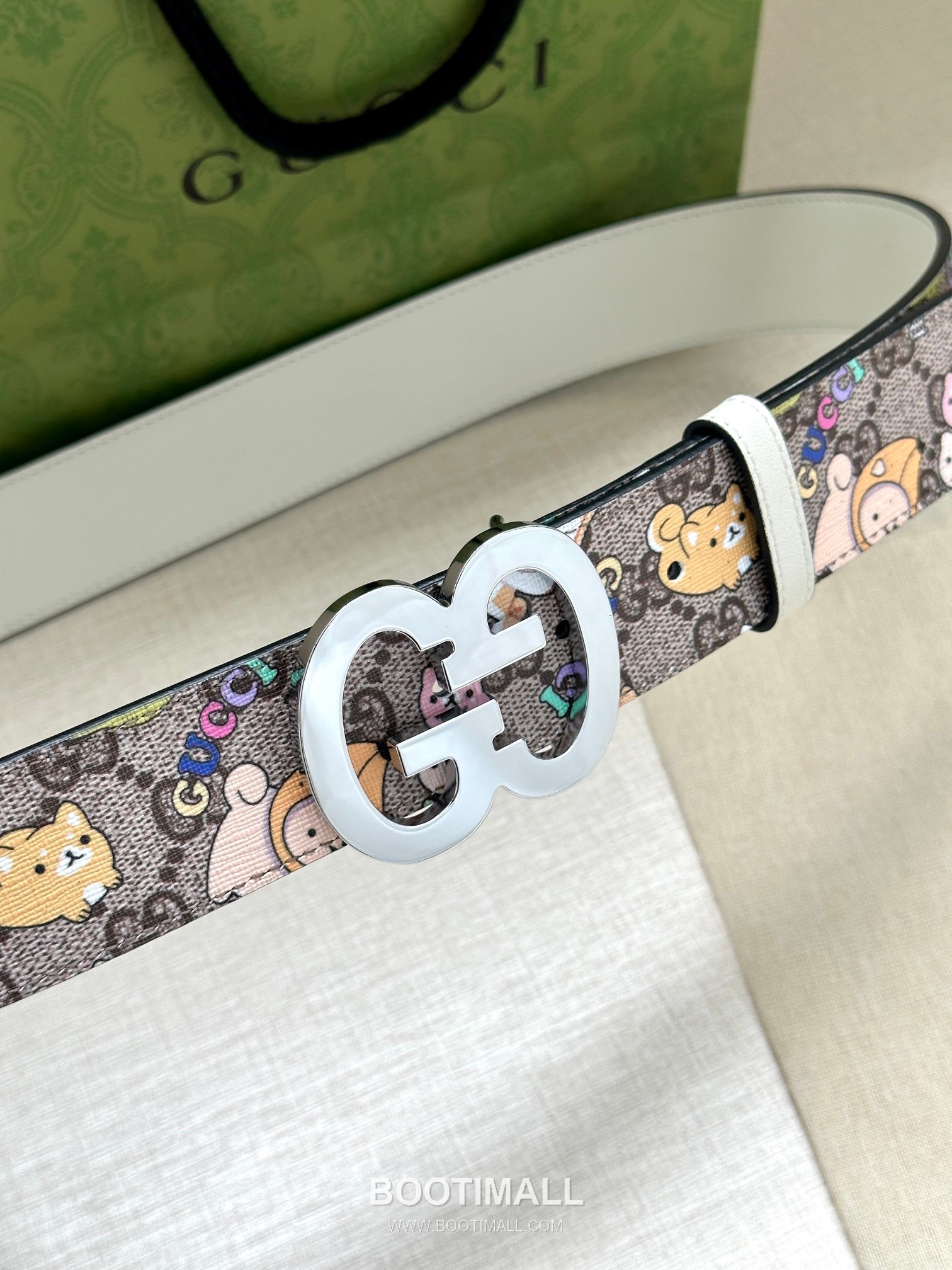 Gucci GG Marmont GG Supreme Canvas Reversible Belt with Double G Buckle Gold-Plated 구찌 GG 마몬트 GG 슈프림 캔버스 리버서블 벨트 더블G 버클 황동 베이스 금도금 3.8cm 3