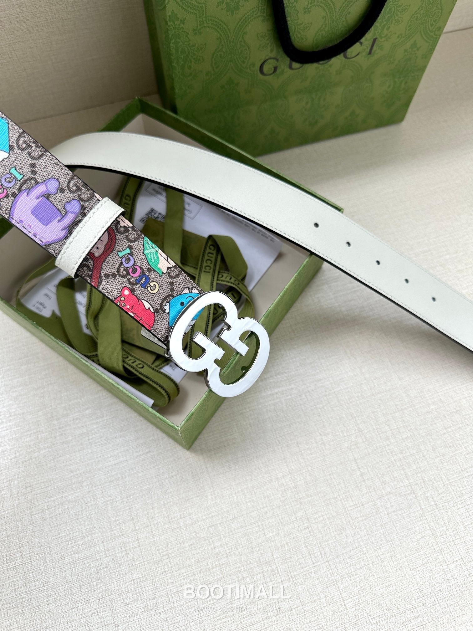 Gucci GG Marmont GG Supreme Canvas Reversible Belt with Double G Buckle Gold-Plated 구찌 GG 마몬트 GG 슈프림 캔버스 리버서블 벨트 더블G 버클 황동 베이스 금도금 3.8cm 8