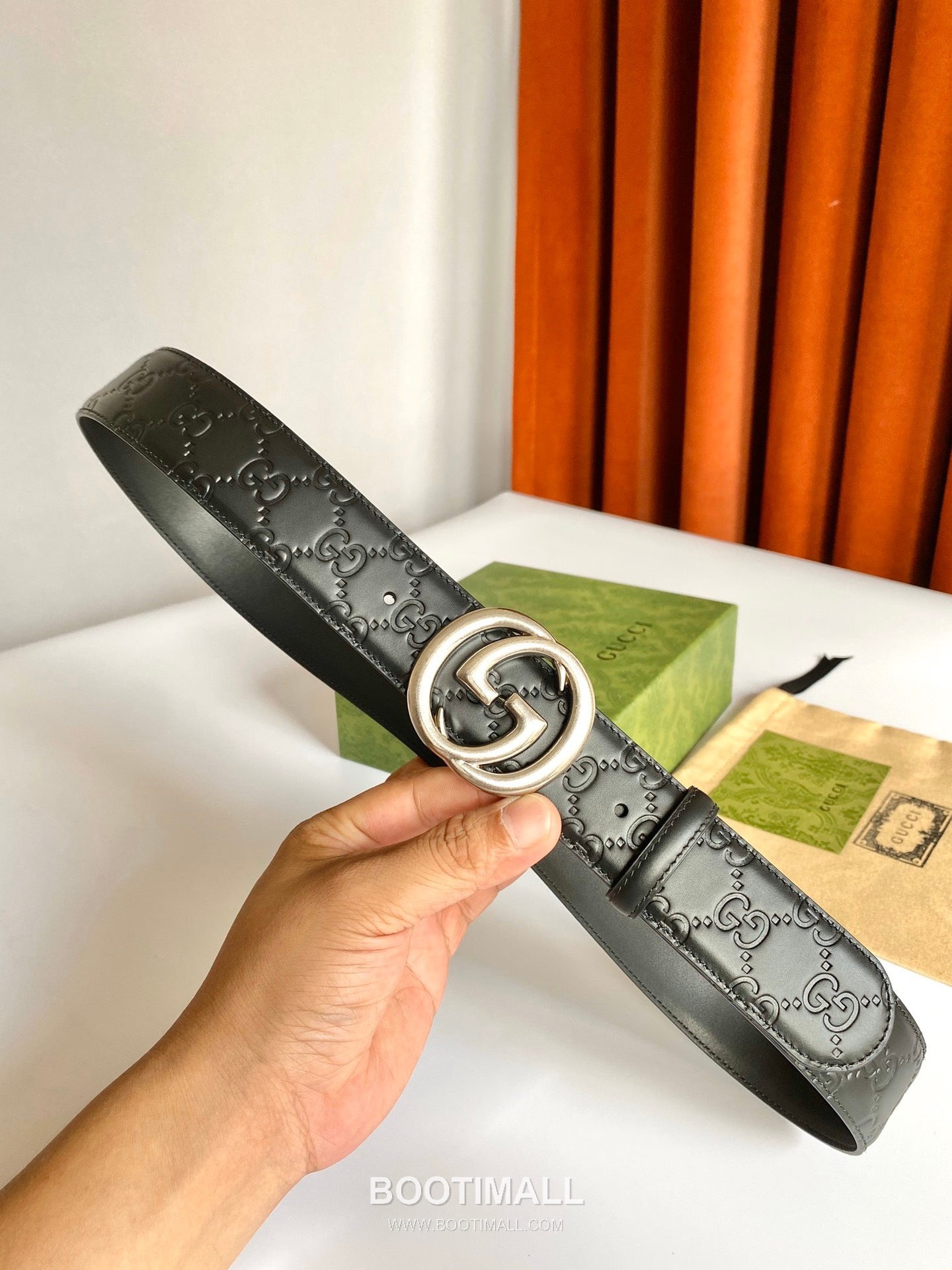 Gucci Signature Calfskin Embossed Leather Belt with GG Buckle Gold-Plated 구찌 시그니처 카프스킨 엠보싱 레더 벨트 GG 버클 황동 베이스 금도금 3.8cm 2