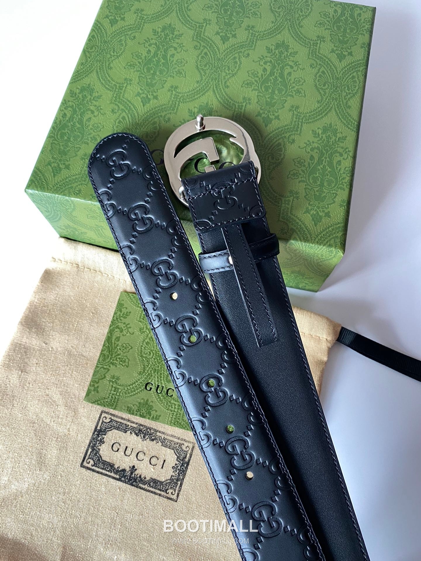 Gucci Signature Calfskin Embossed Leather Belt with GG Buckle Gold-Plated 구찌 시그니처 카프스킨 엠보싱 레더 벨트 GG 버클 황동 베이스 금도금 3.8cm 4