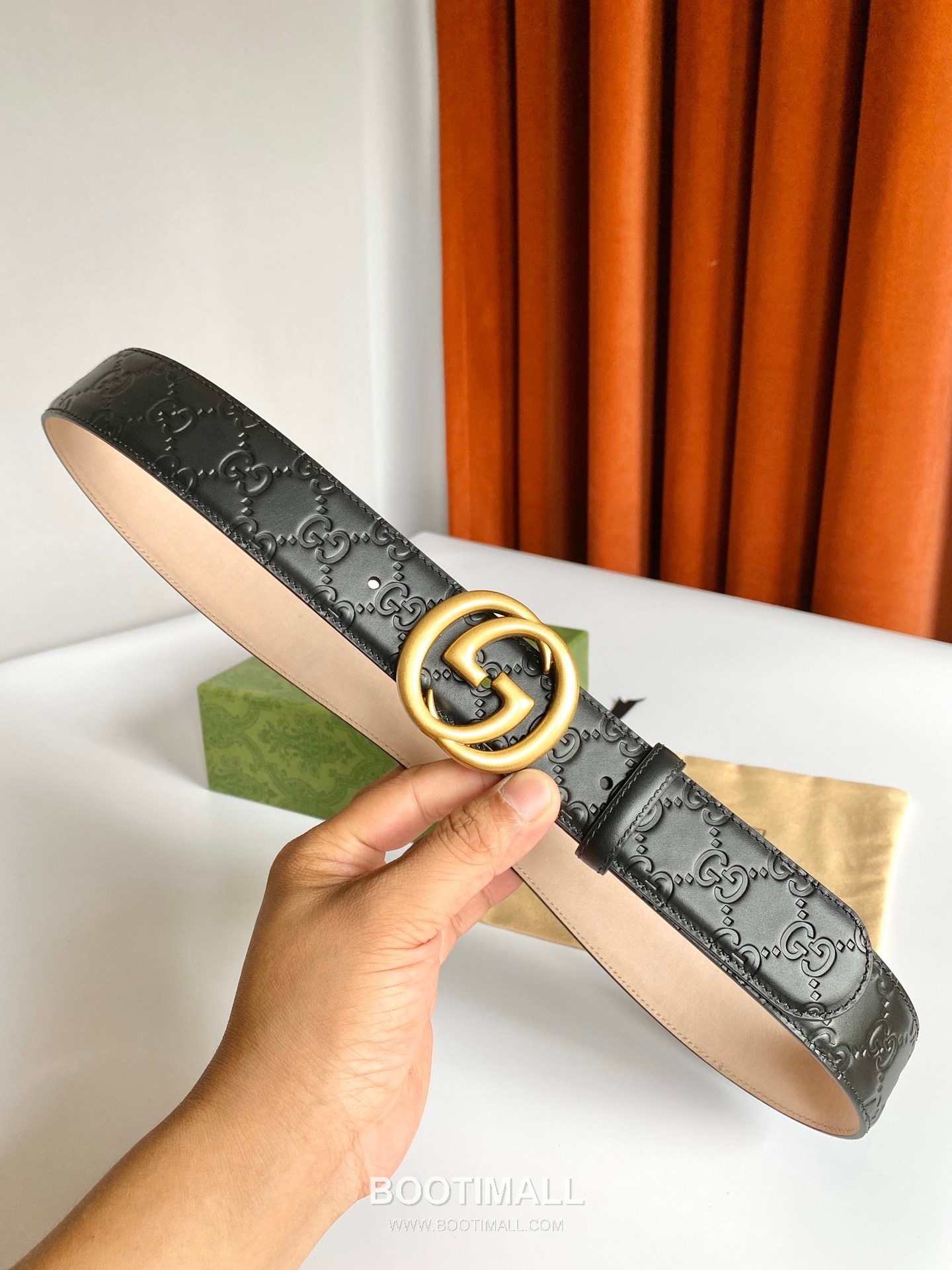 Gucci Signature Calfskin Embossed Leather Belt with GG Buckle Gold-Plated 구찌 시그니처 카프스킨 엠보싱 레더 벨트 GG 버클 황동 베이스 금도금 3.8cm 2